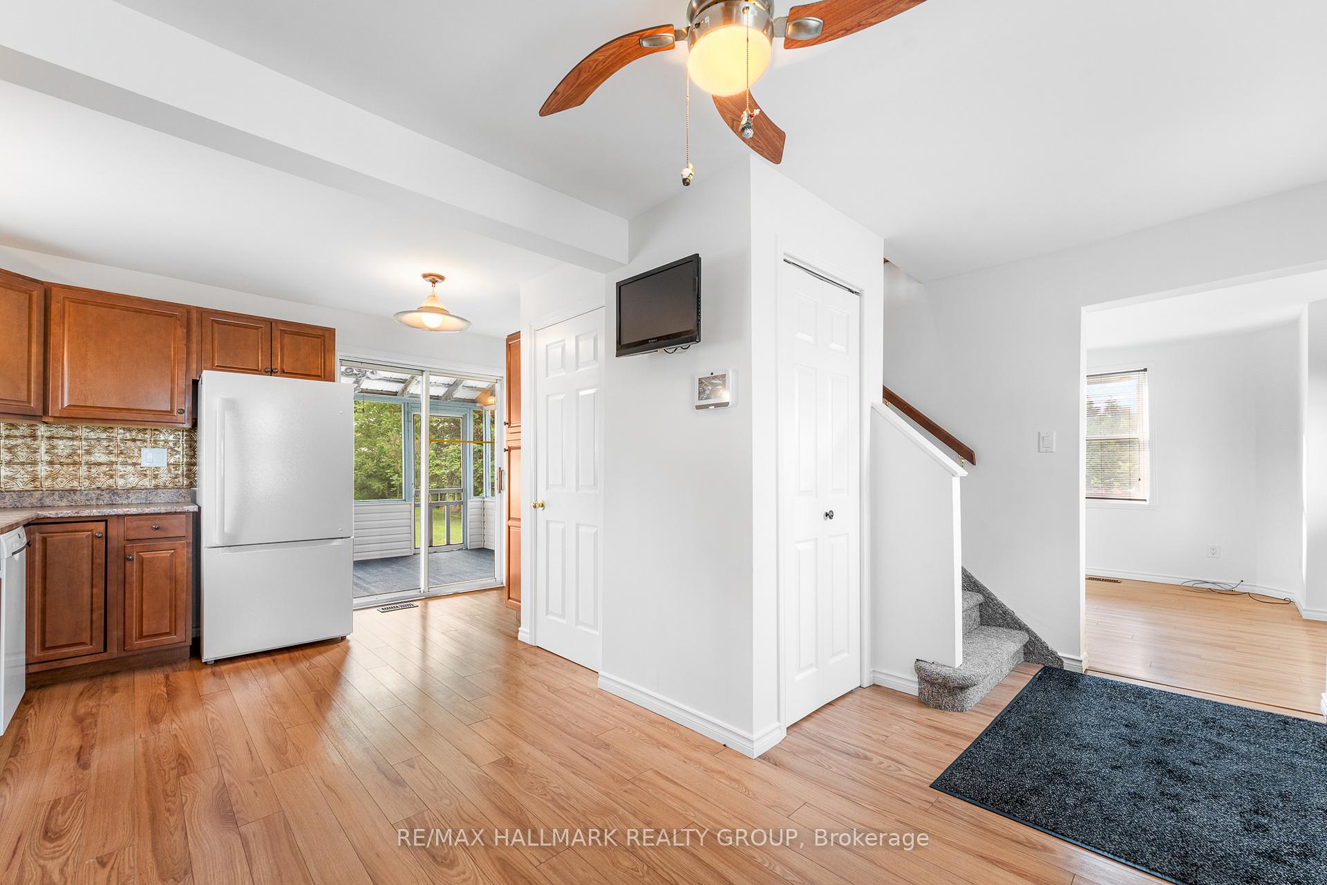 Photo 7 of 5 Nelson Street, North Stormont, Finch — HOMEH