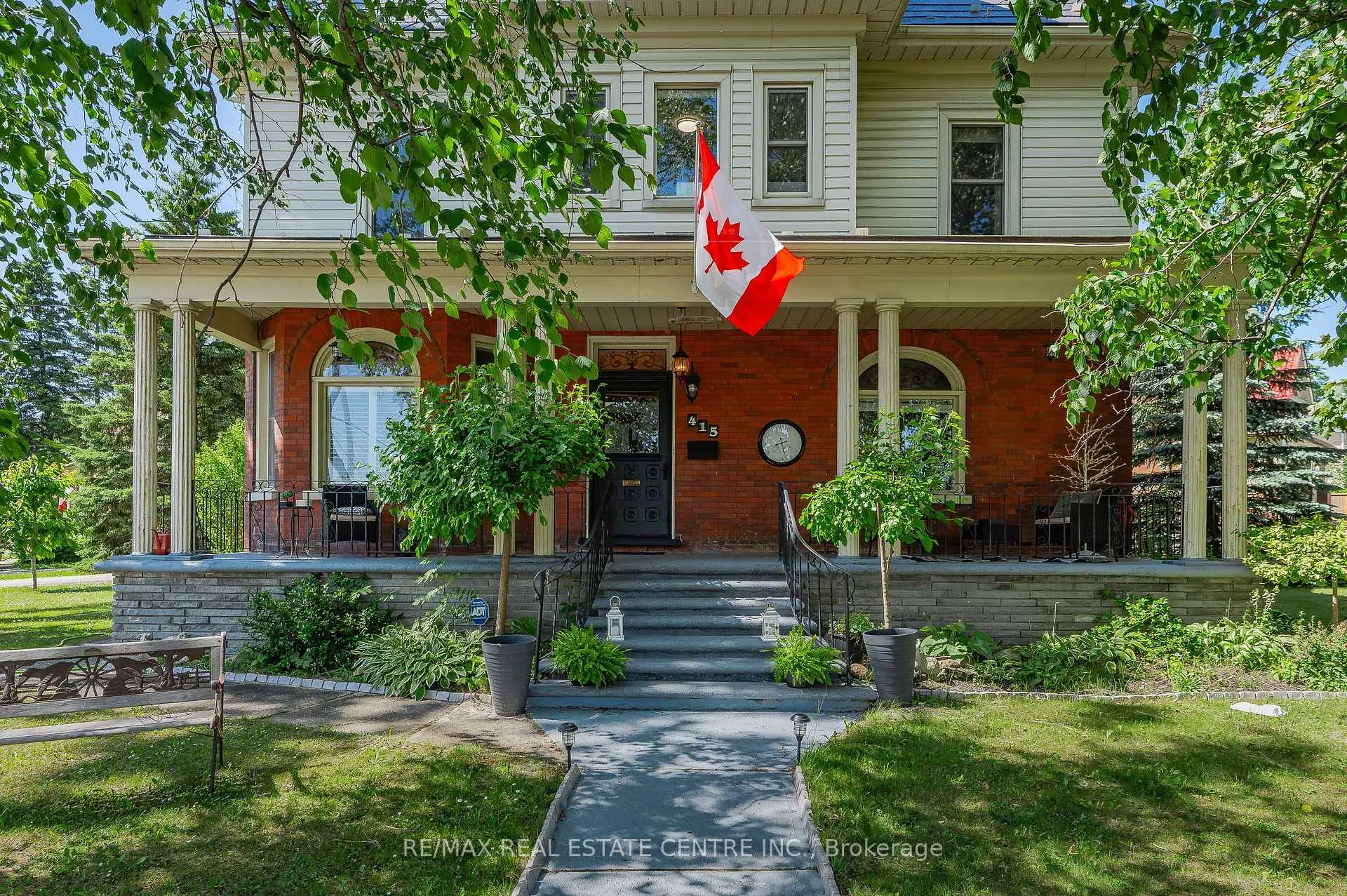 Photo 11 of 415 Wallace Ave N, North Perth, Listowel — HOMEH