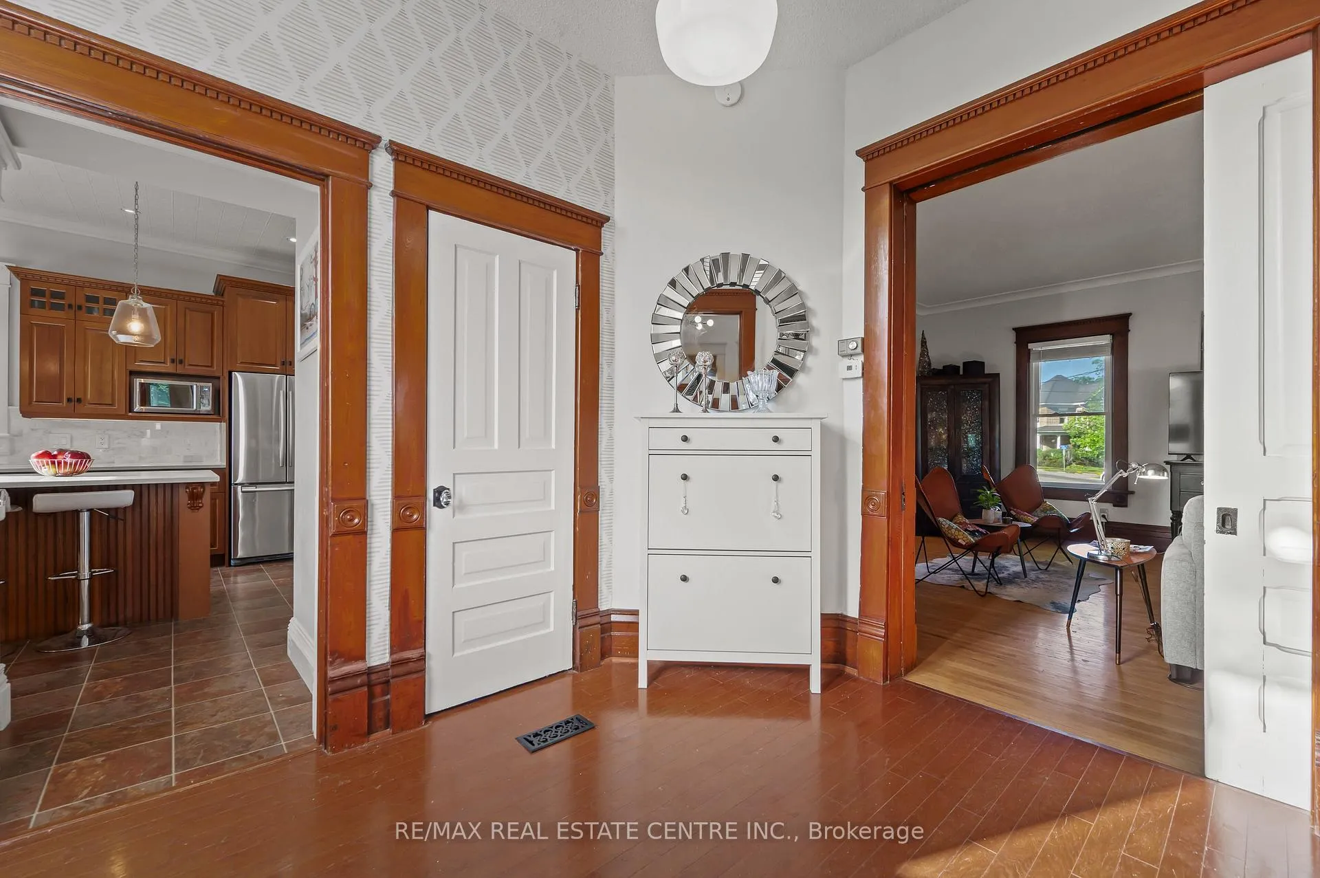 Photo 34 of 415 Wallace Ave N, North Perth, Listowel — HOMEH