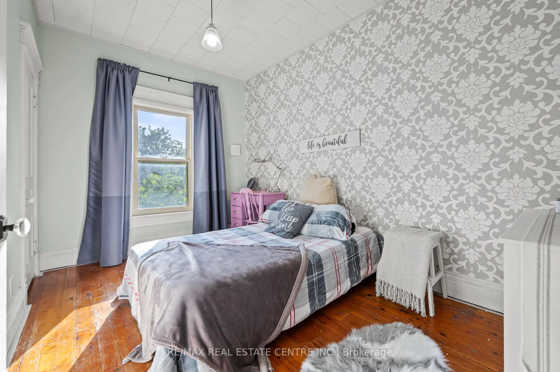 Photo 109 of 415 Wallace Ave N, North Perth, Listowel — HOMEH