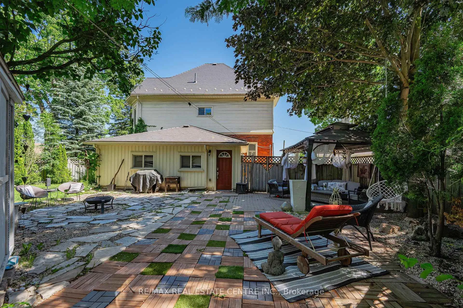 Photo 137 of 415 Wallace Ave N, North Perth, Listowel — HOMEH