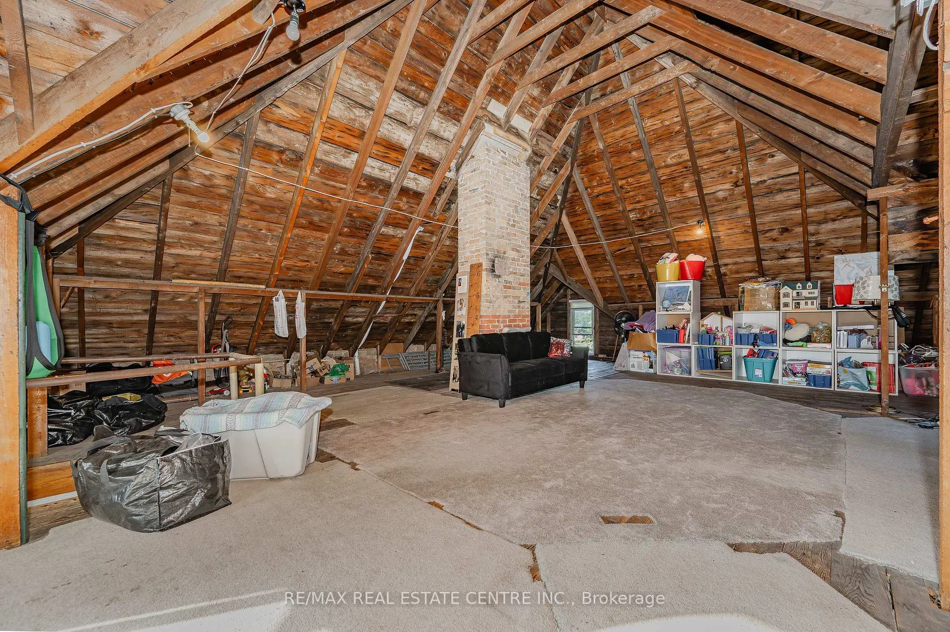 Photo 142 of 415 Wallace Ave N, North Perth, Listowel — HOMEH