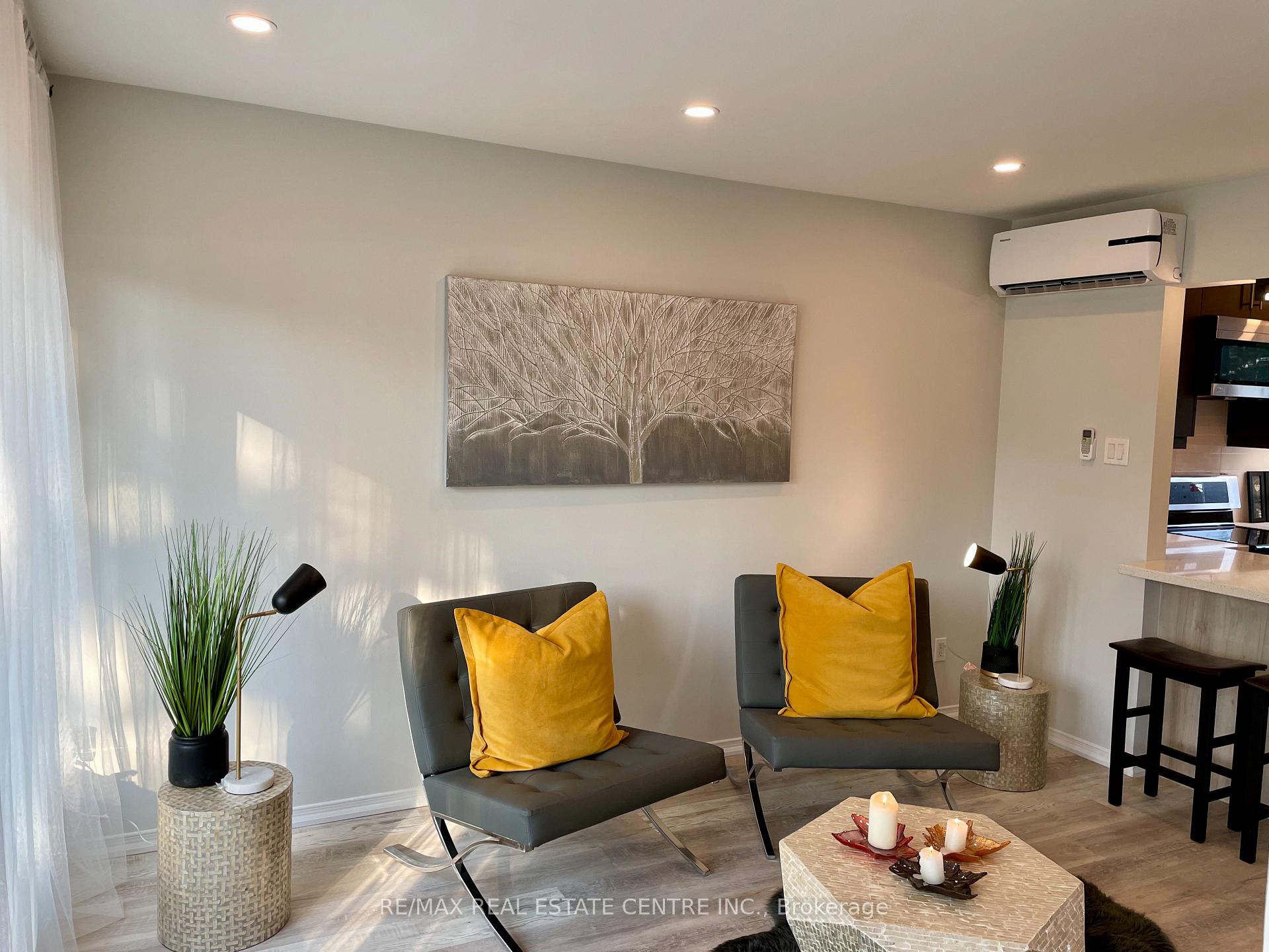 Photo 2 of Unit 1, 79 Town Line, Orangeville — HOMEH