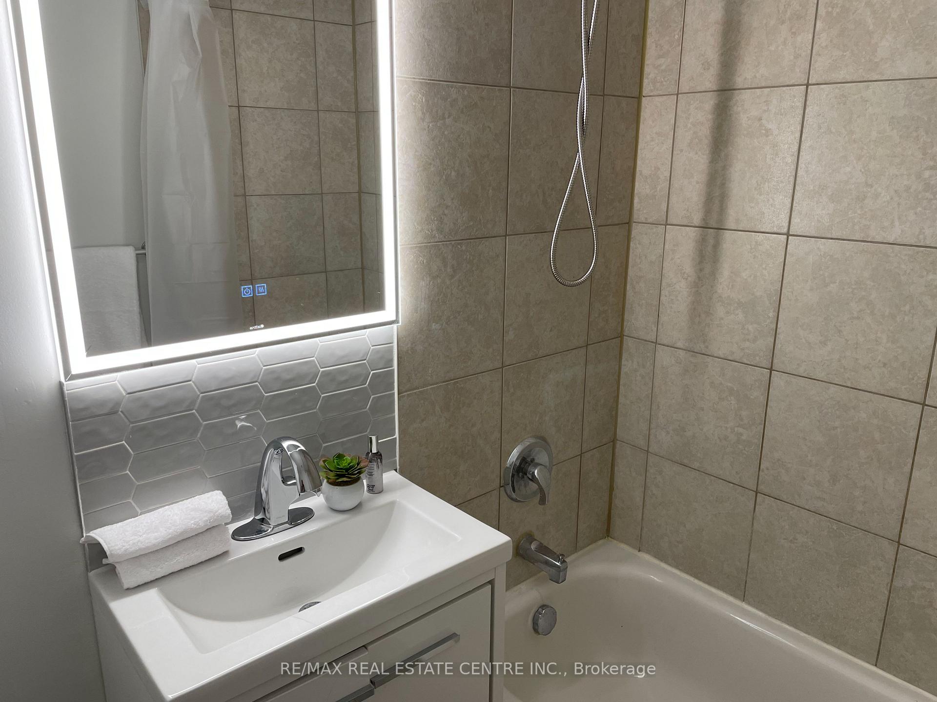 Photo 11 of Unit 1, 79 Town Line, Orangeville — HOMEH