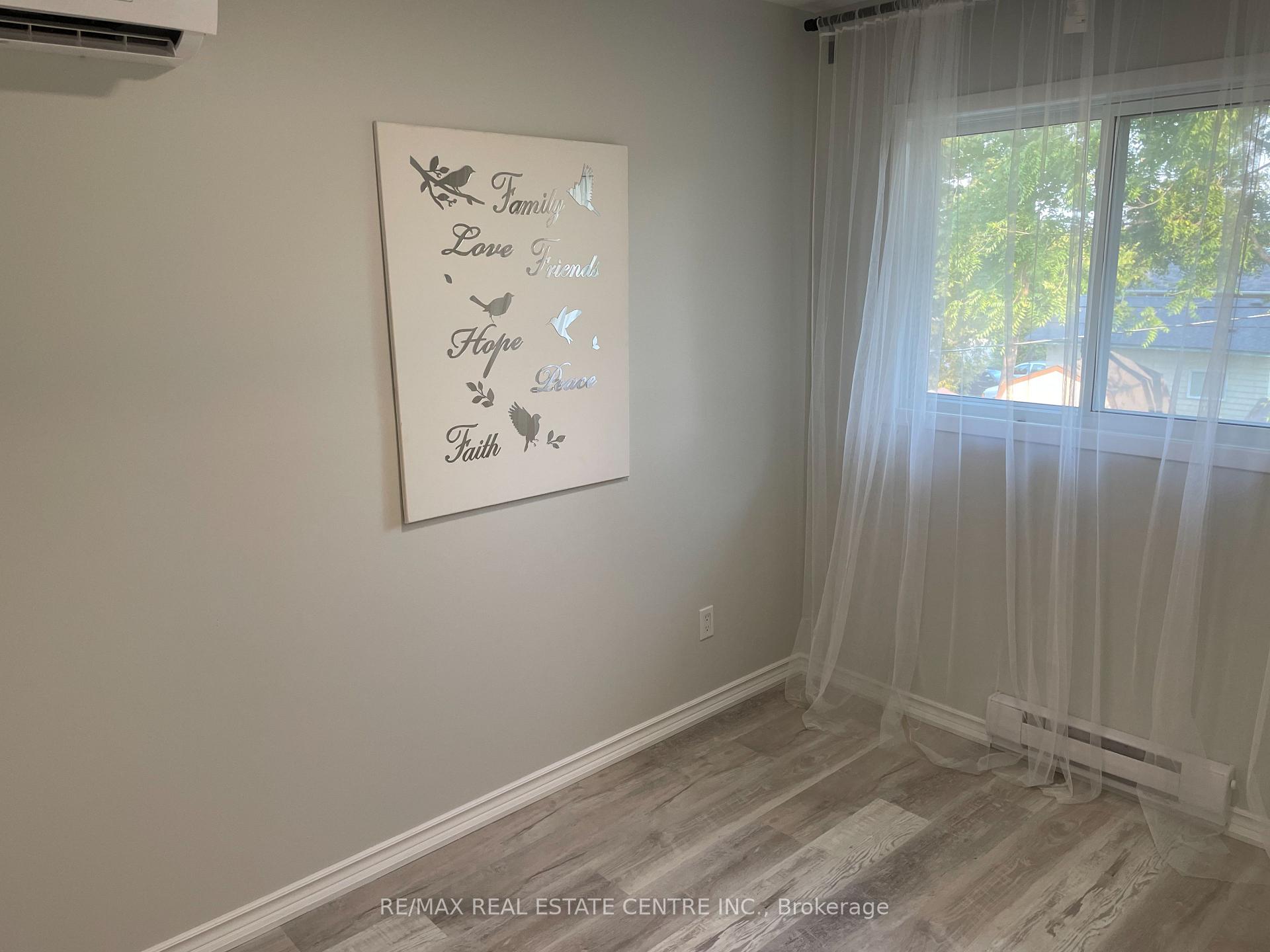 Photo 14 of Unit 1, 79 Town Line, Orangeville — HOMEH