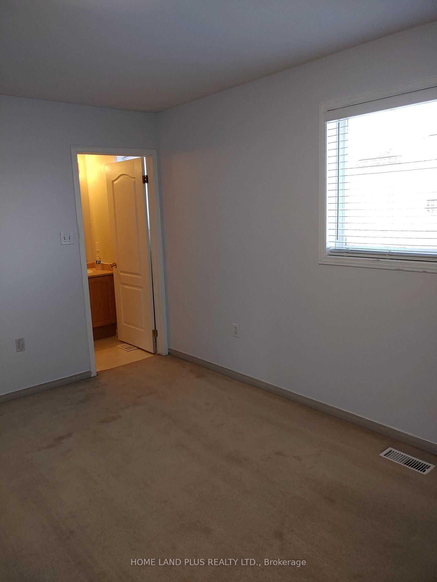 Photo 6 of 122 Julia Crescent, Orillia — HOMEH