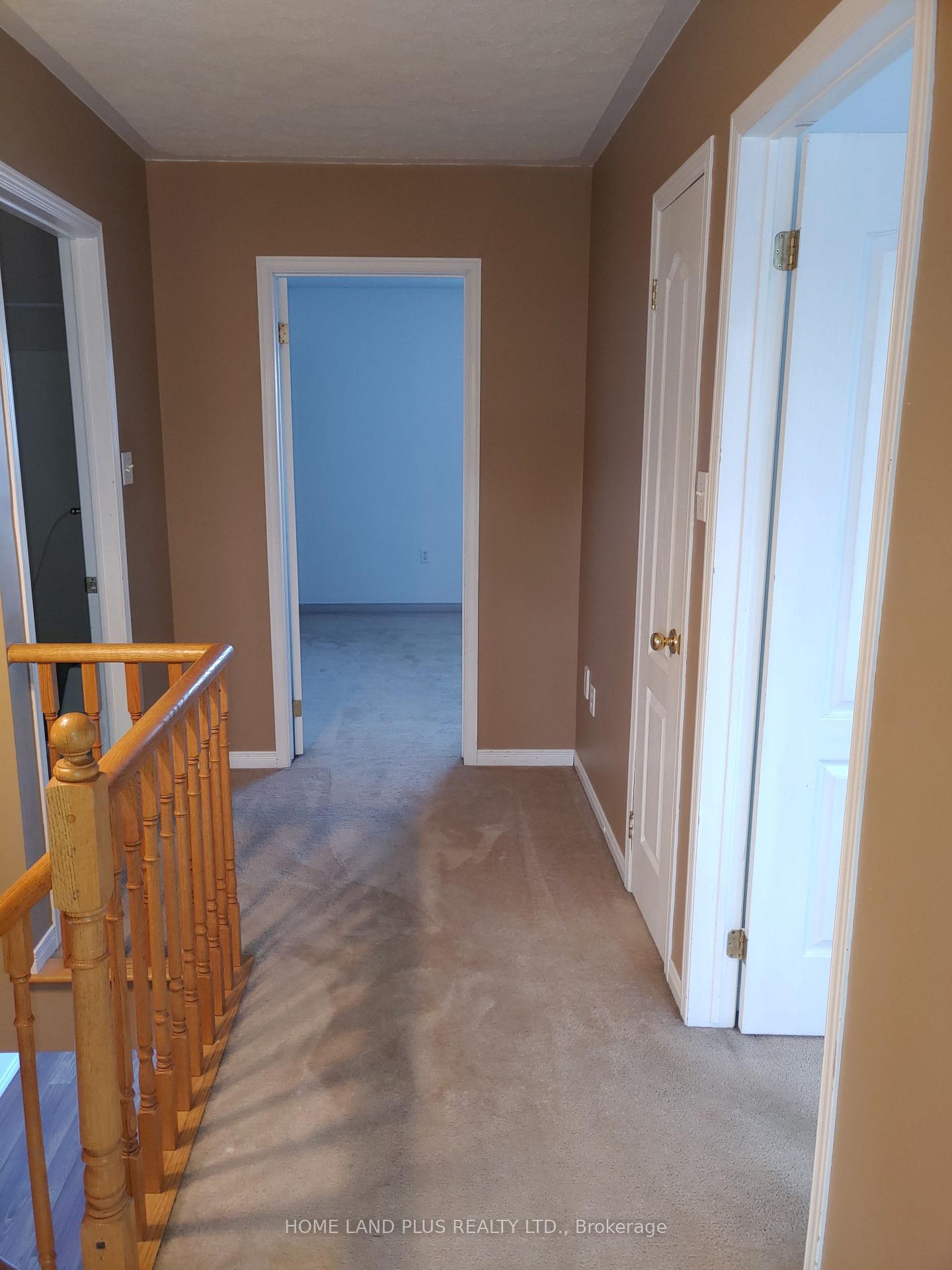 Photo 9 of 122 Julia Crescent, Orillia — HOMEH
