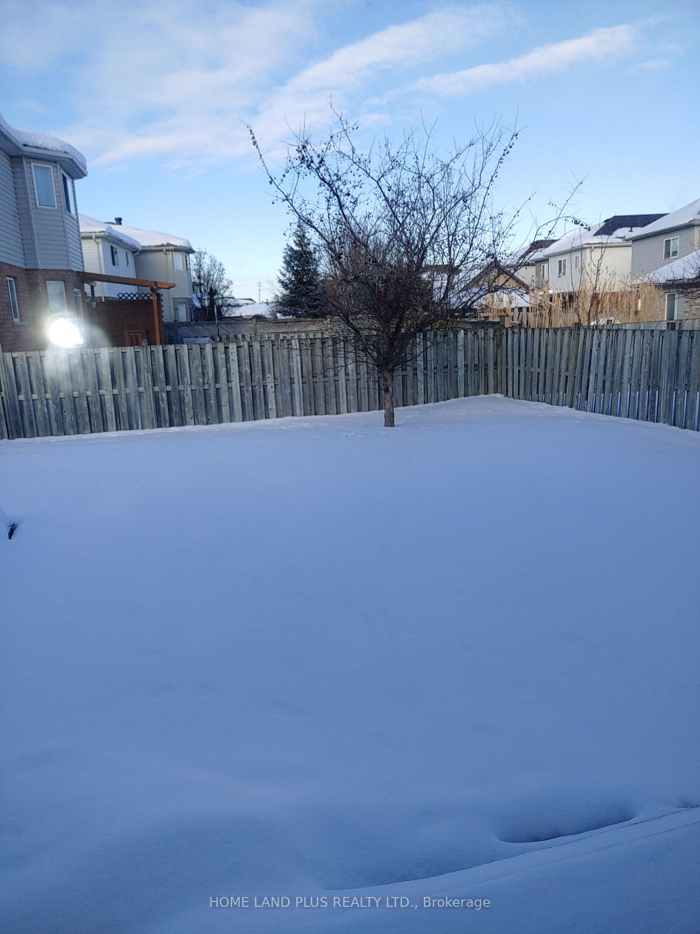 Photo 14 of 122 Julia Crescent, Orillia — HOMEH