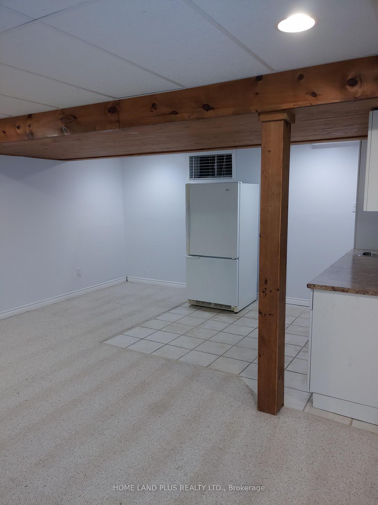 Photo 15 of 122 Julia Crescent, Orillia — HOMEH