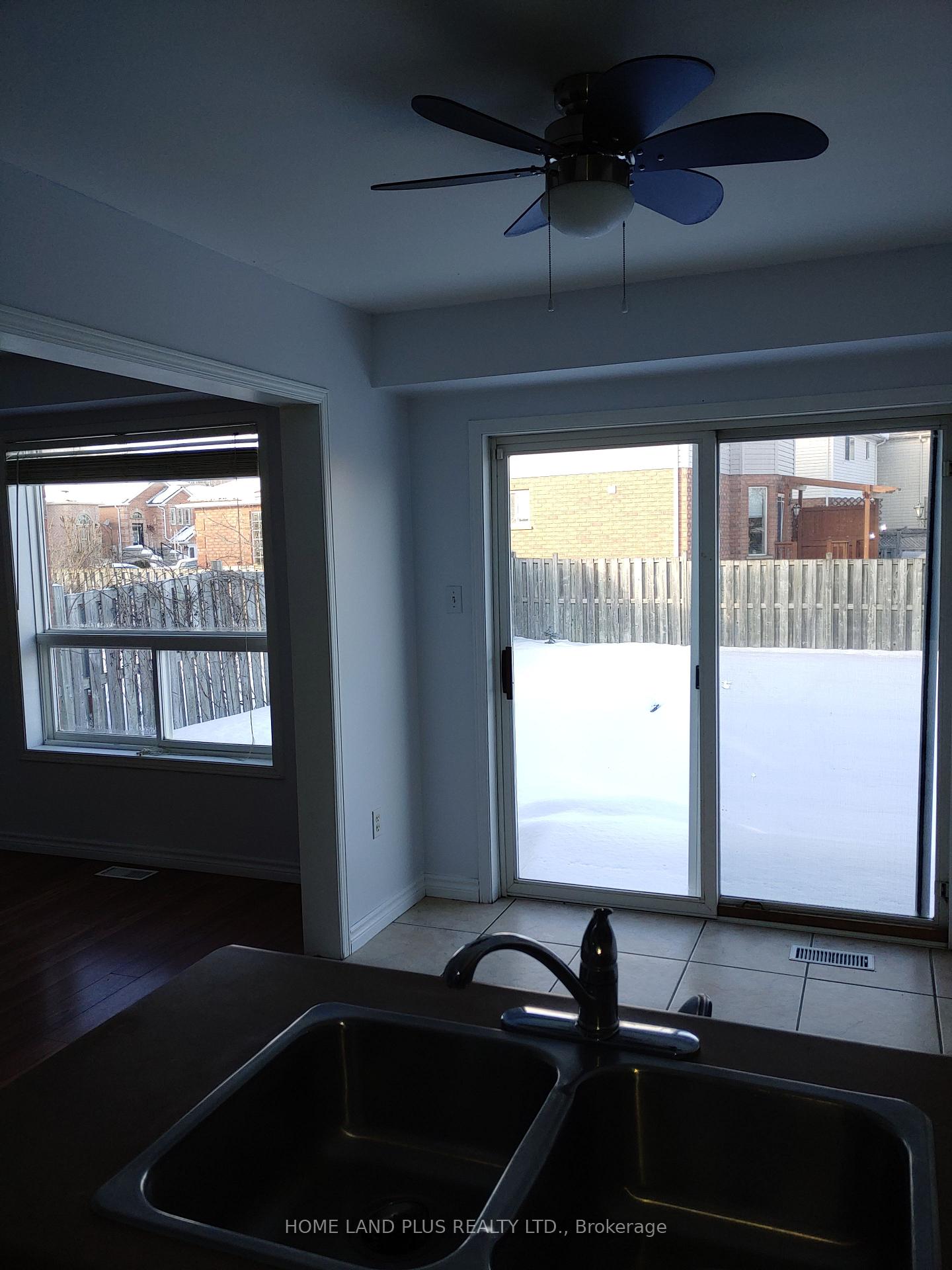 Photo 17 of 122 Julia Crescent, Orillia — HOMEH