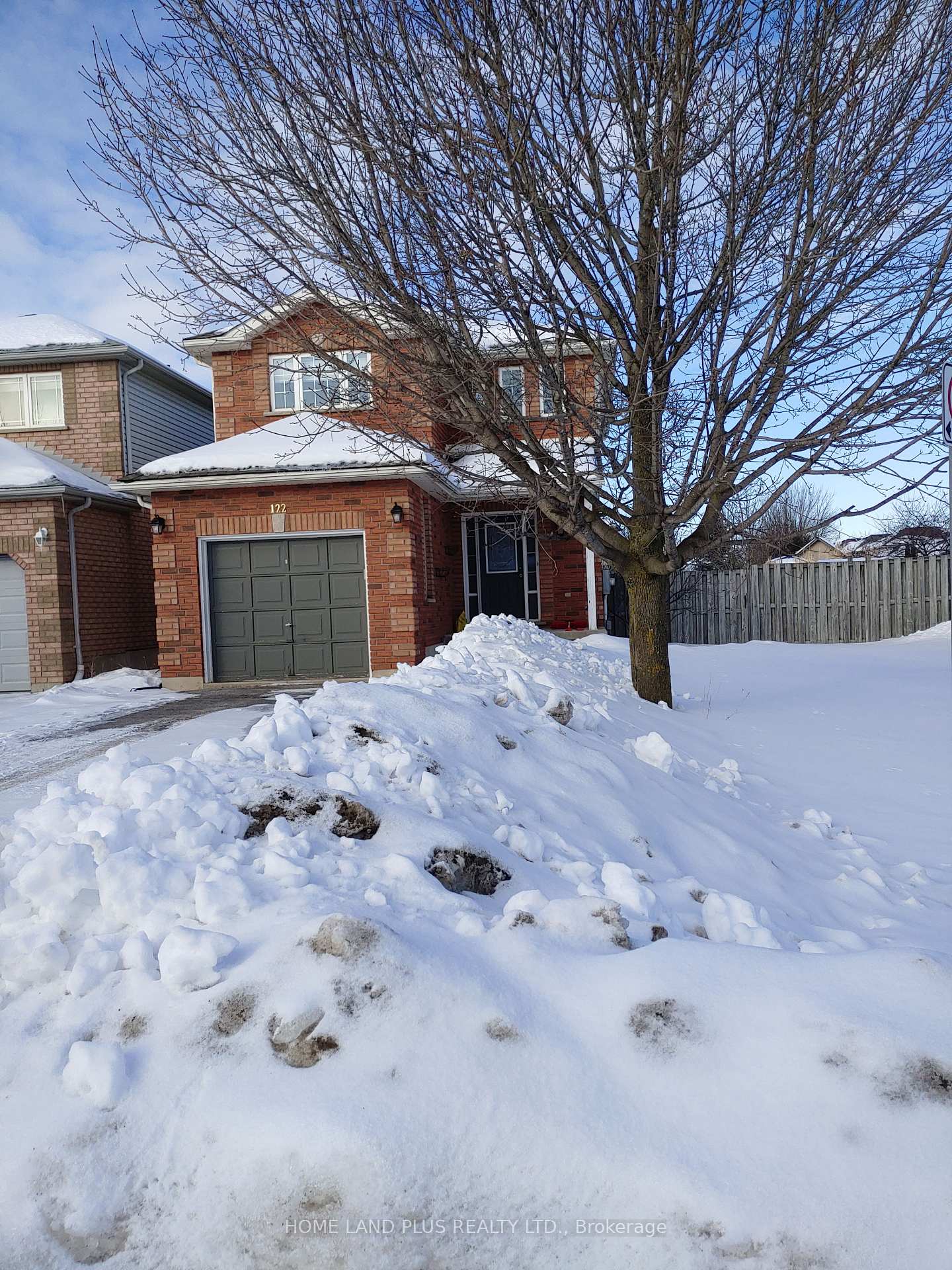 Photo 18 of 122 Julia Crescent, Orillia — HOMEH