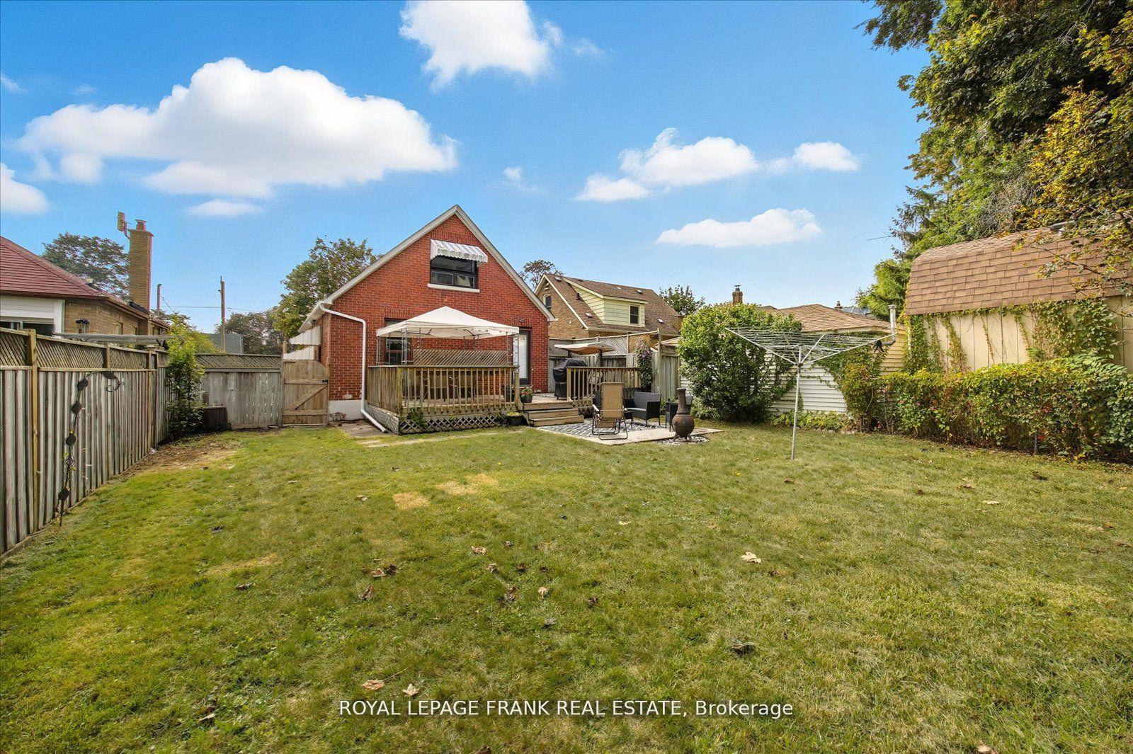 Photo 22 of 71 Lasalle Avenue, Oshawa, Central — HOMEH