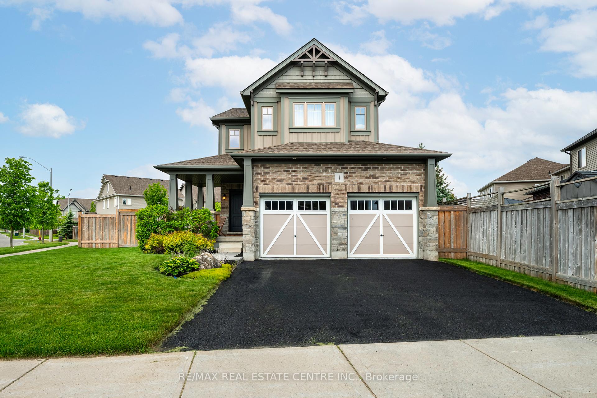 Front of 1 Wardlaw Avenue