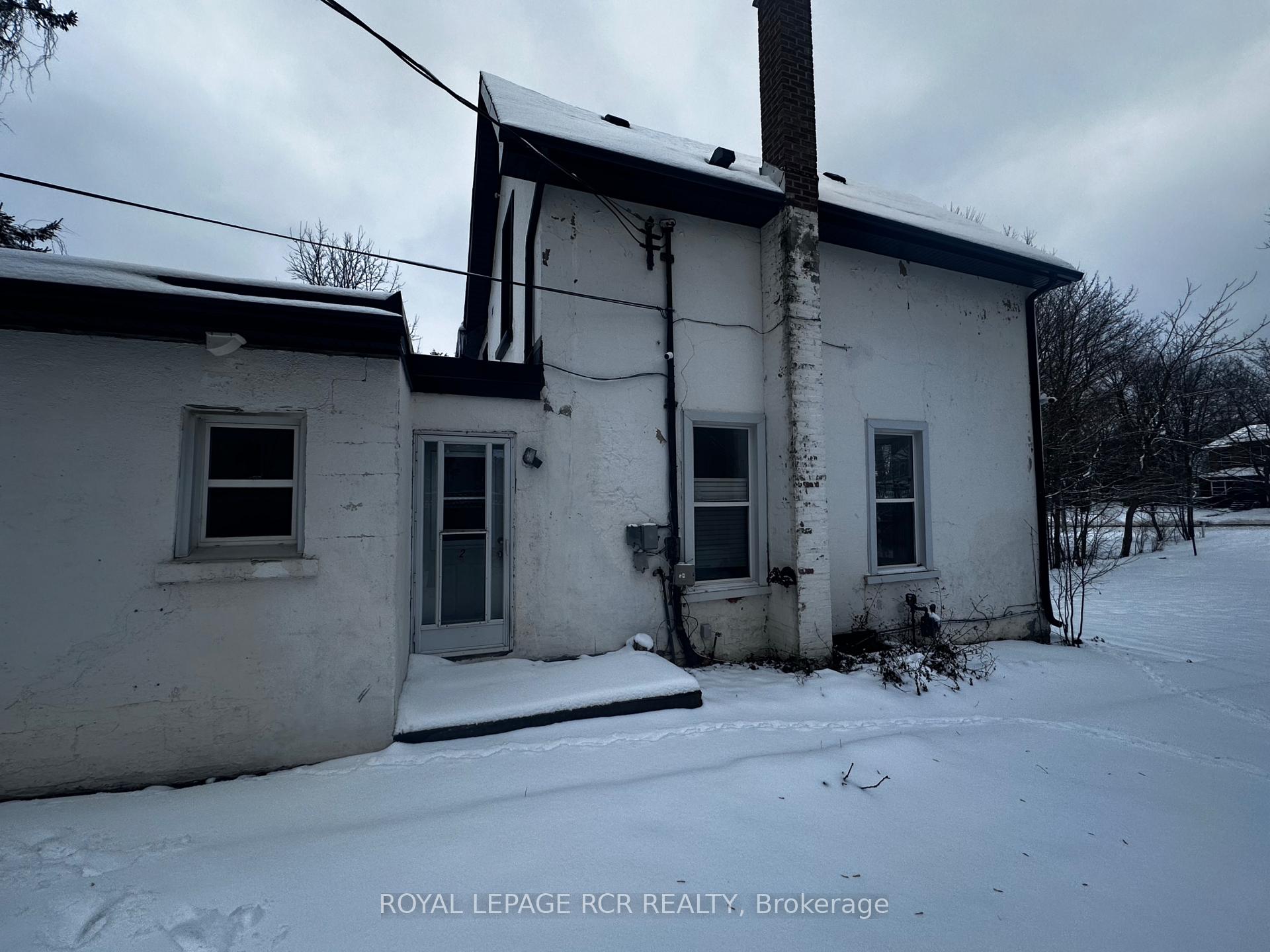Front of Unit Unit #2, 9 Second Avenue