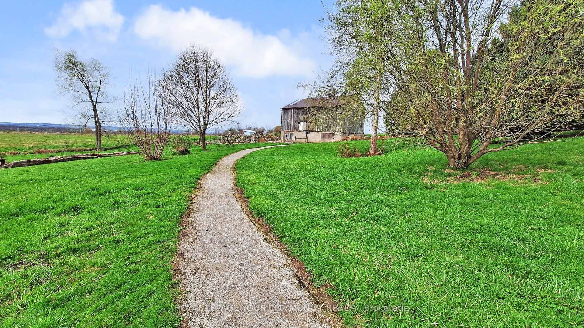 Photo 43 of 4499 Sideroad 15 Side Road, New Tecumseth, Rural New Tecumseth — HOMEH