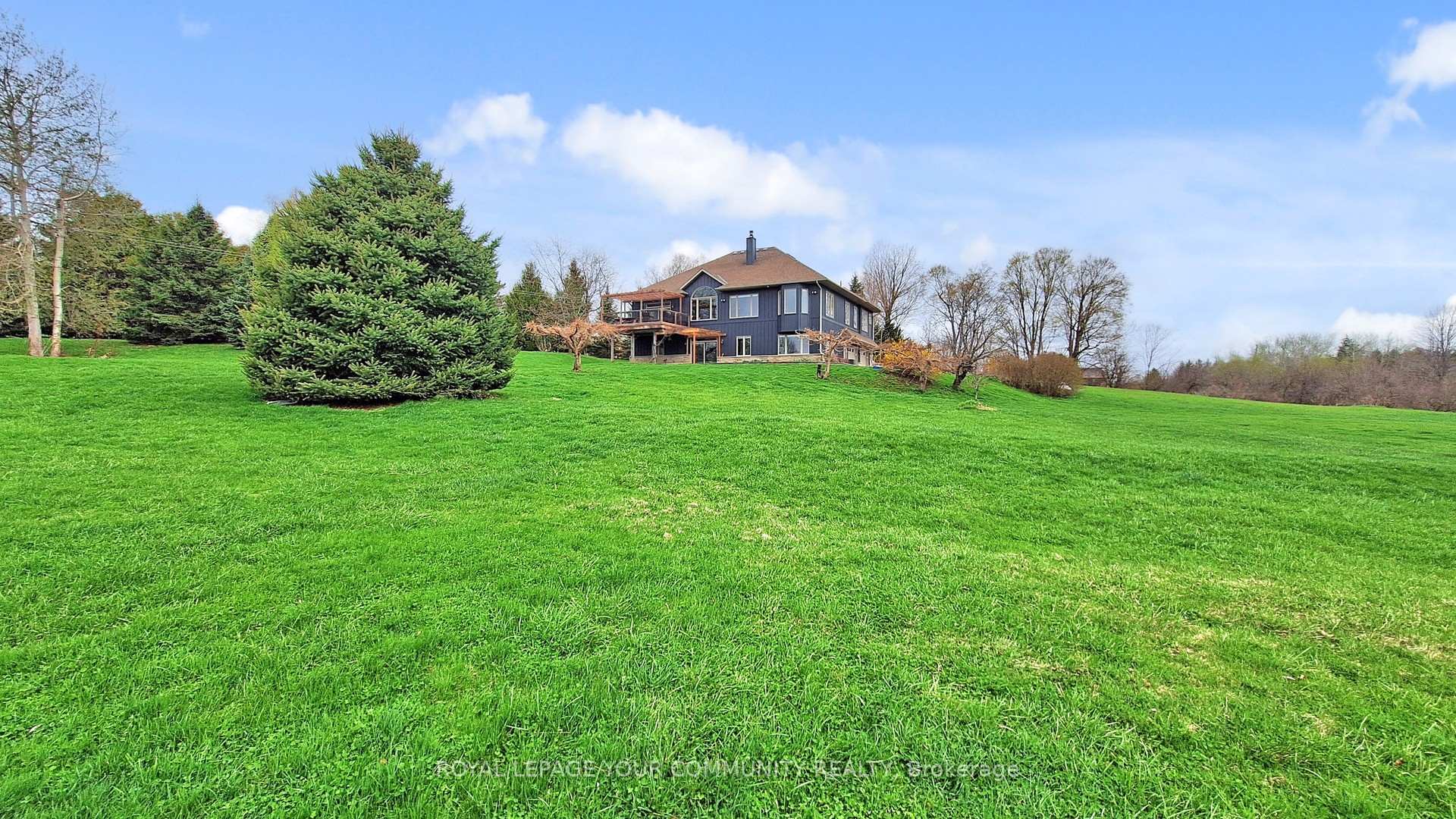 Photo 45 of 4499 Sideroad 15 Side Road, New Tecumseth, Rural New Tecumseth — HOMEH