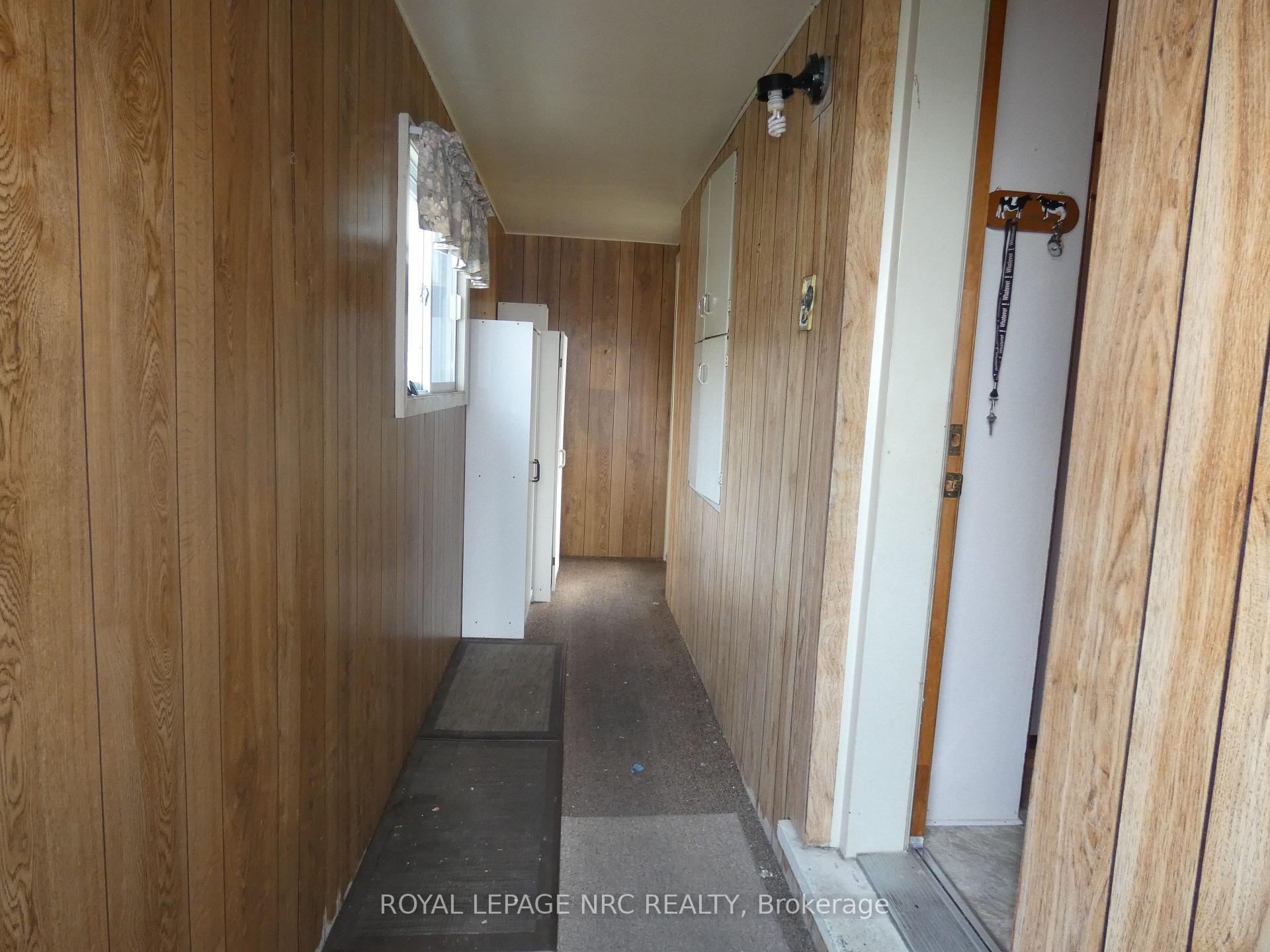 Photo 11 of 5730 Desson Avenue, Niagara Falls, Clifton Hill — HOMEH