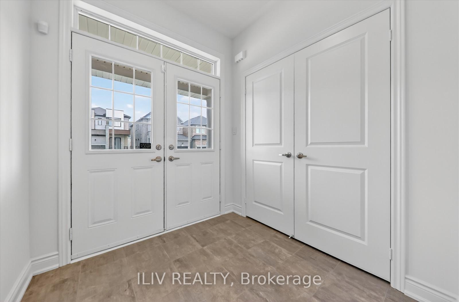 Photo 4 of 2247 Crystal Drive, Oshawa, Kedron — HOMEH
