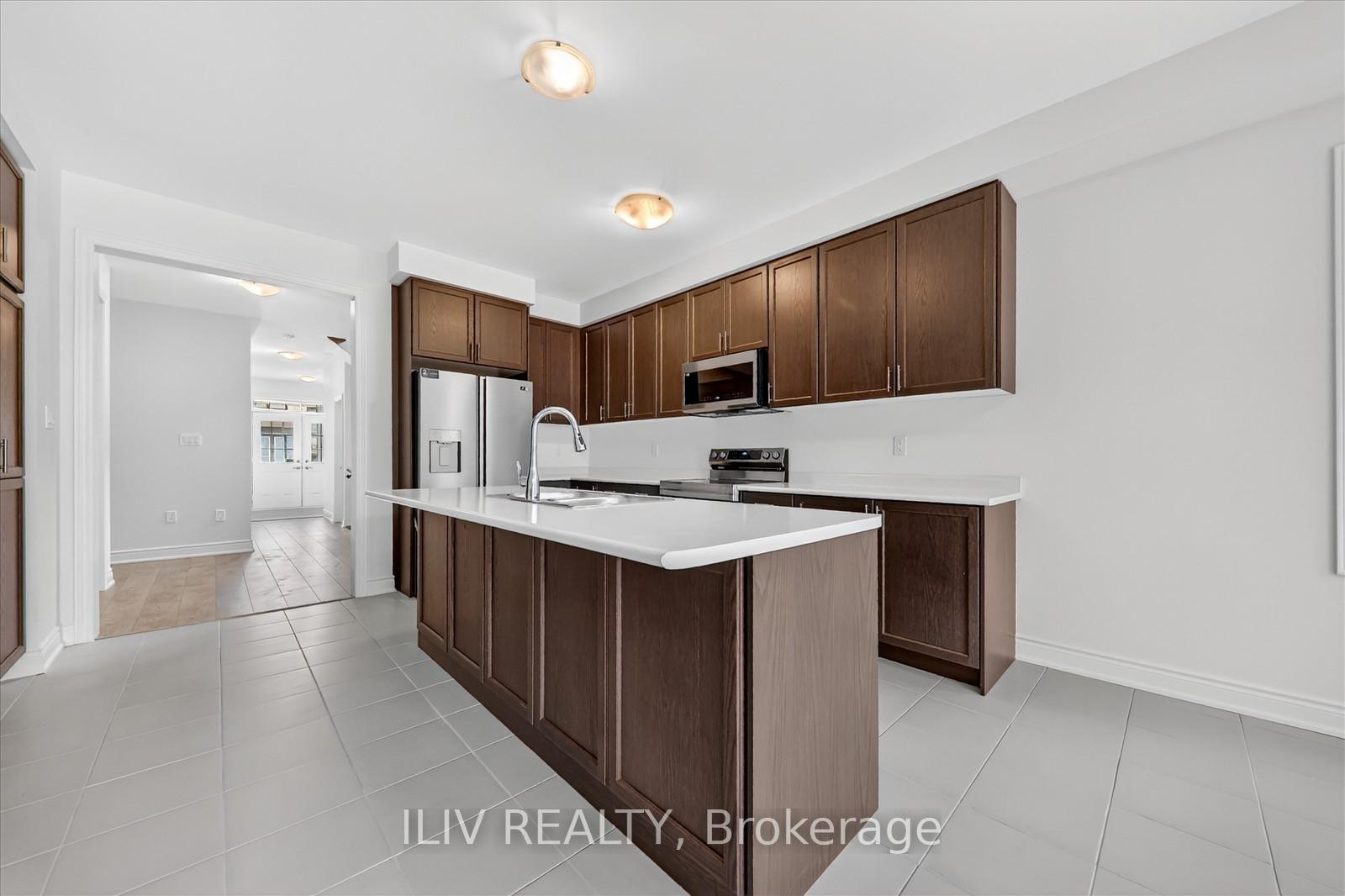 Photo 8 of 2247 Crystal Drive, Oshawa, Kedron — HOMEH