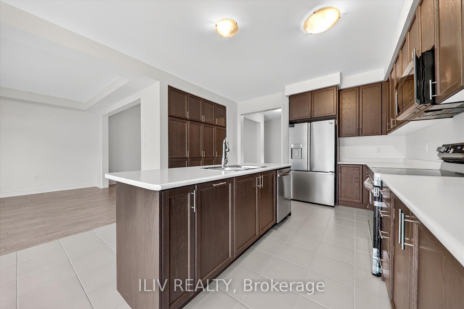 Photo 9 of 2247 Crystal Drive, Oshawa, Kedron — HOMEH