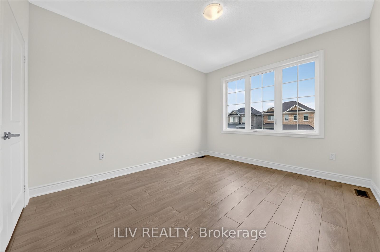 Photo 28 of 2247 Crystal Drive, Oshawa, Kedron — HOMEH