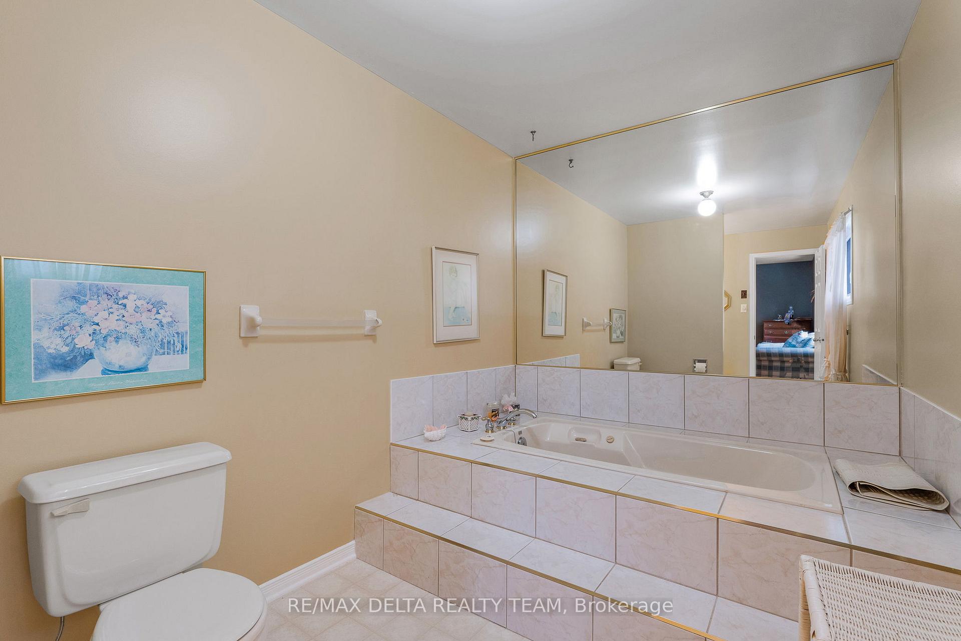 Photo 24 of 745 Hauteview Crescent, Ottawa, Fallingbrook/Ridgemount — HOMEH