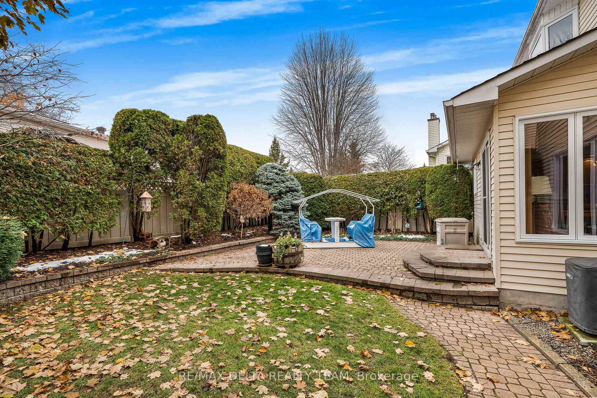 Photo 28 of 745 Hauteview Crescent, Ottawa, Fallingbrook/Ridgemount — HOMEH