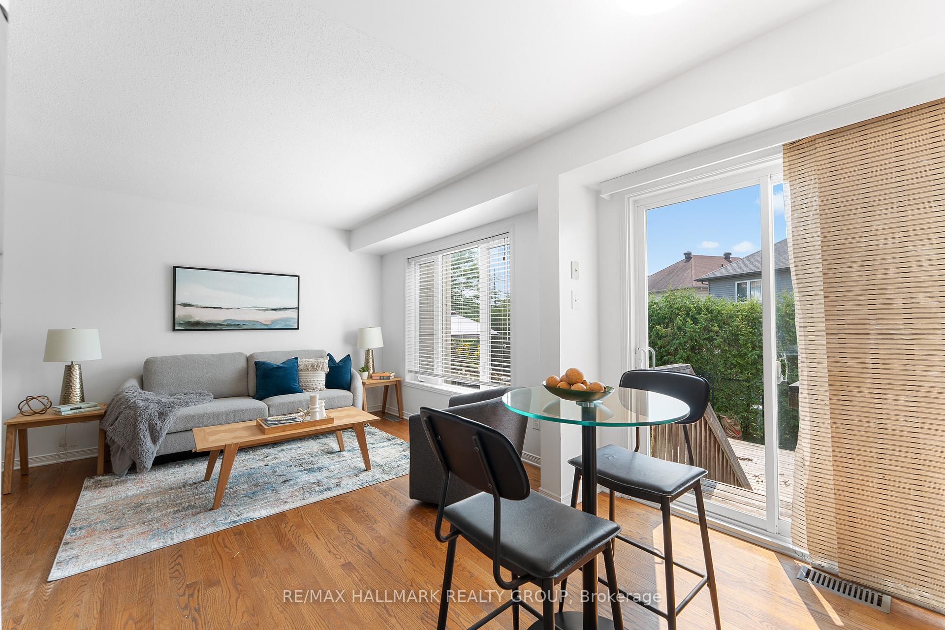 Photo 18 of 216 Rolling Meadow Crescent, Ottawa, Mer Bleue/Bradley Estates/Anderson Park — HOMEH