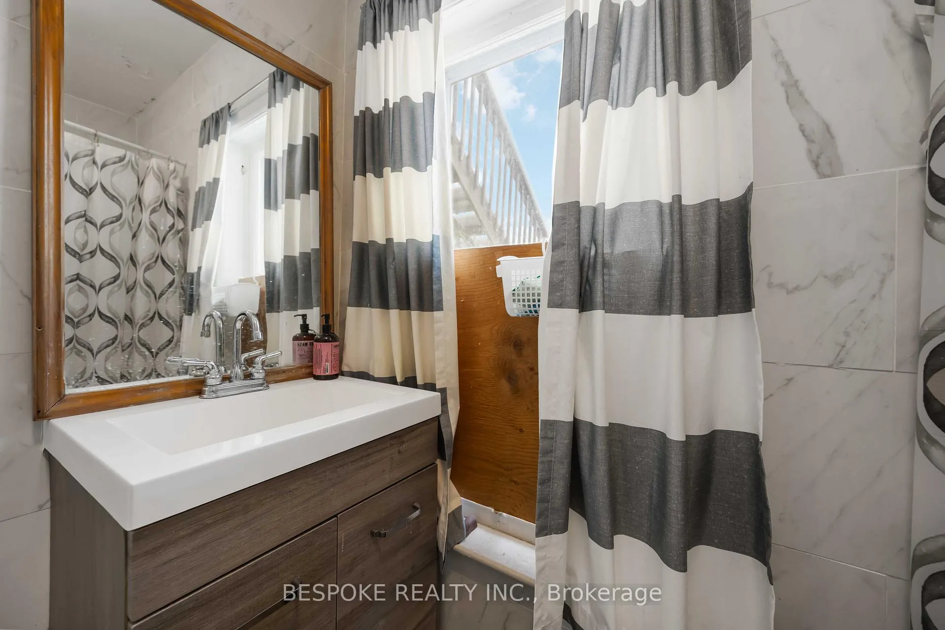 Photo 17 of Unit RM 3, 140 Elgin Street E, Oshawa, O'Neill — HOMEH