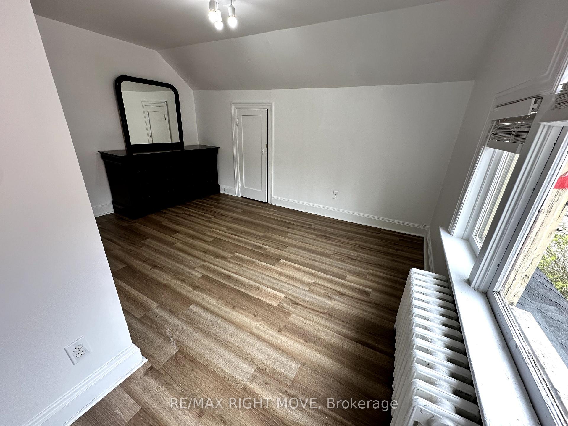 Photo 8 of 96 Neywash Street, Orillia — HOMEH