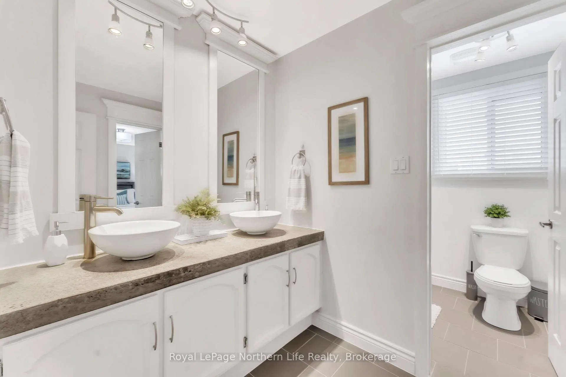 Photo 25 of 310 Surrey Drive, North Bay, Airport — HOMEH