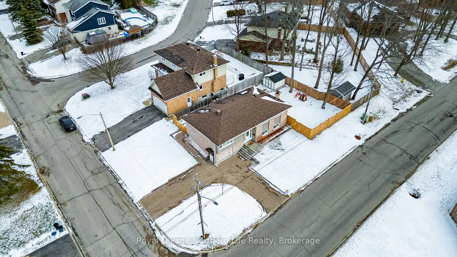 Photo 71 of 310 Surrey Drive, North Bay, Airport — HOMEH