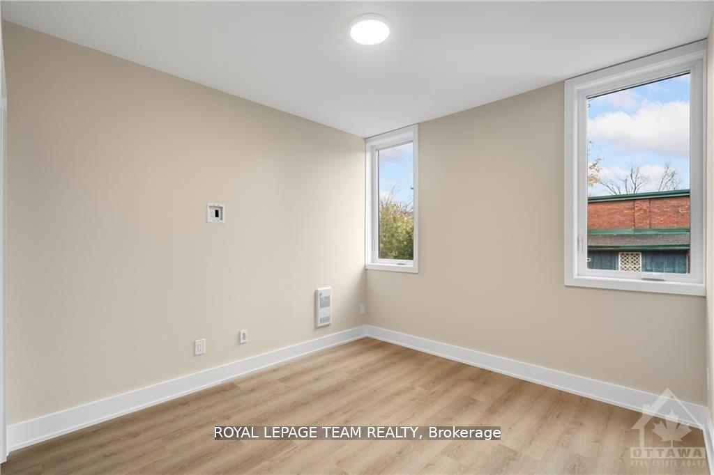 Photo 9 of Unit 6, 352 Lyon Street N, Ottawa, Ottawa Centre — HOMEH