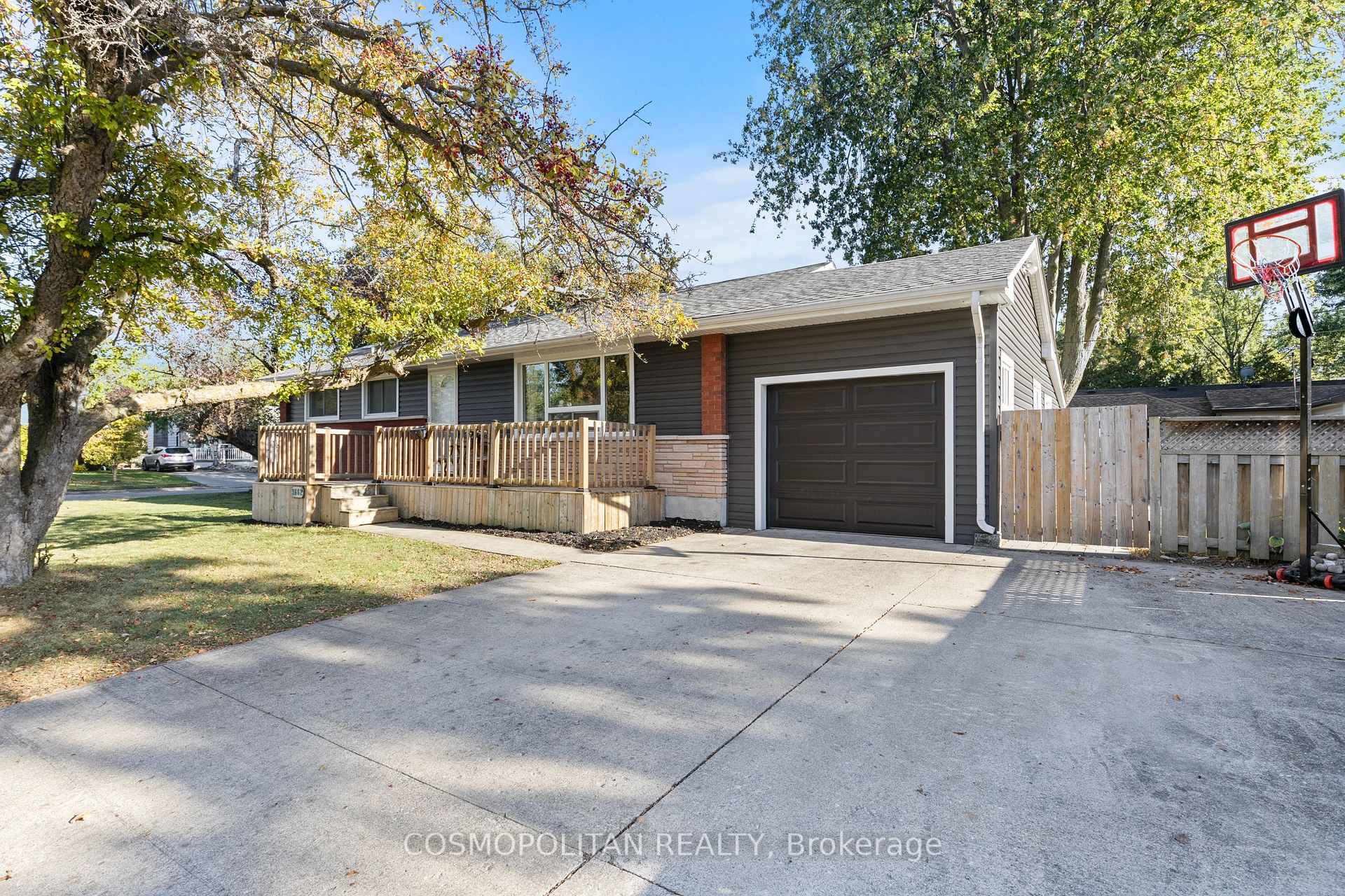 Photo 1 of 3662 Cartier Drive, Niagara Falls, Chippawa — HOMEH