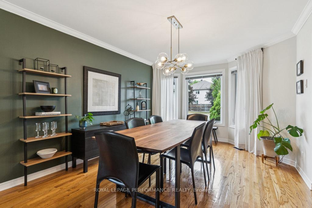 Photo 5 of 6410 Bernice Court, Ottawa, Convent Glen North — HOMEH