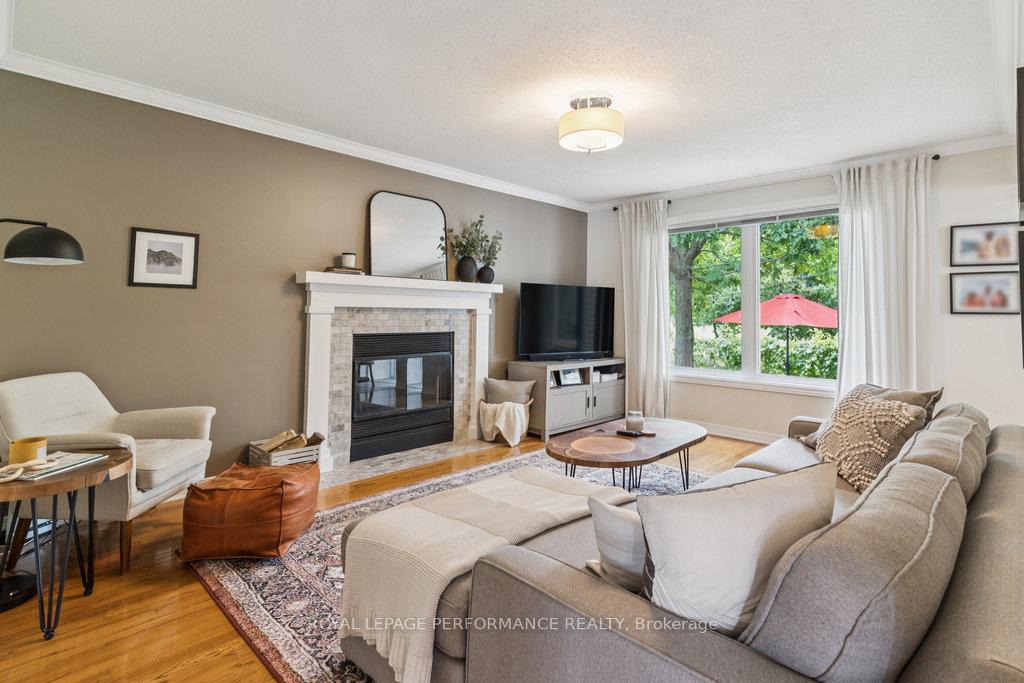 Photo 12 of 6410 Bernice Court, Ottawa, Convent Glen North — HOMEH