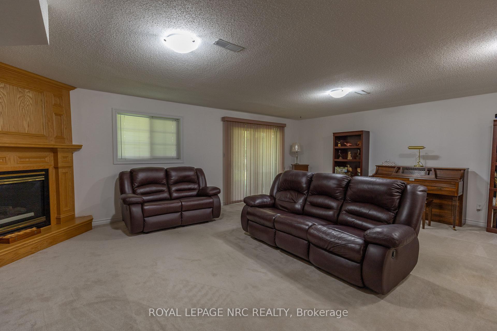 Photo 9 of 5 Kinsman Court, Pelham, Fonthill — HOMEH