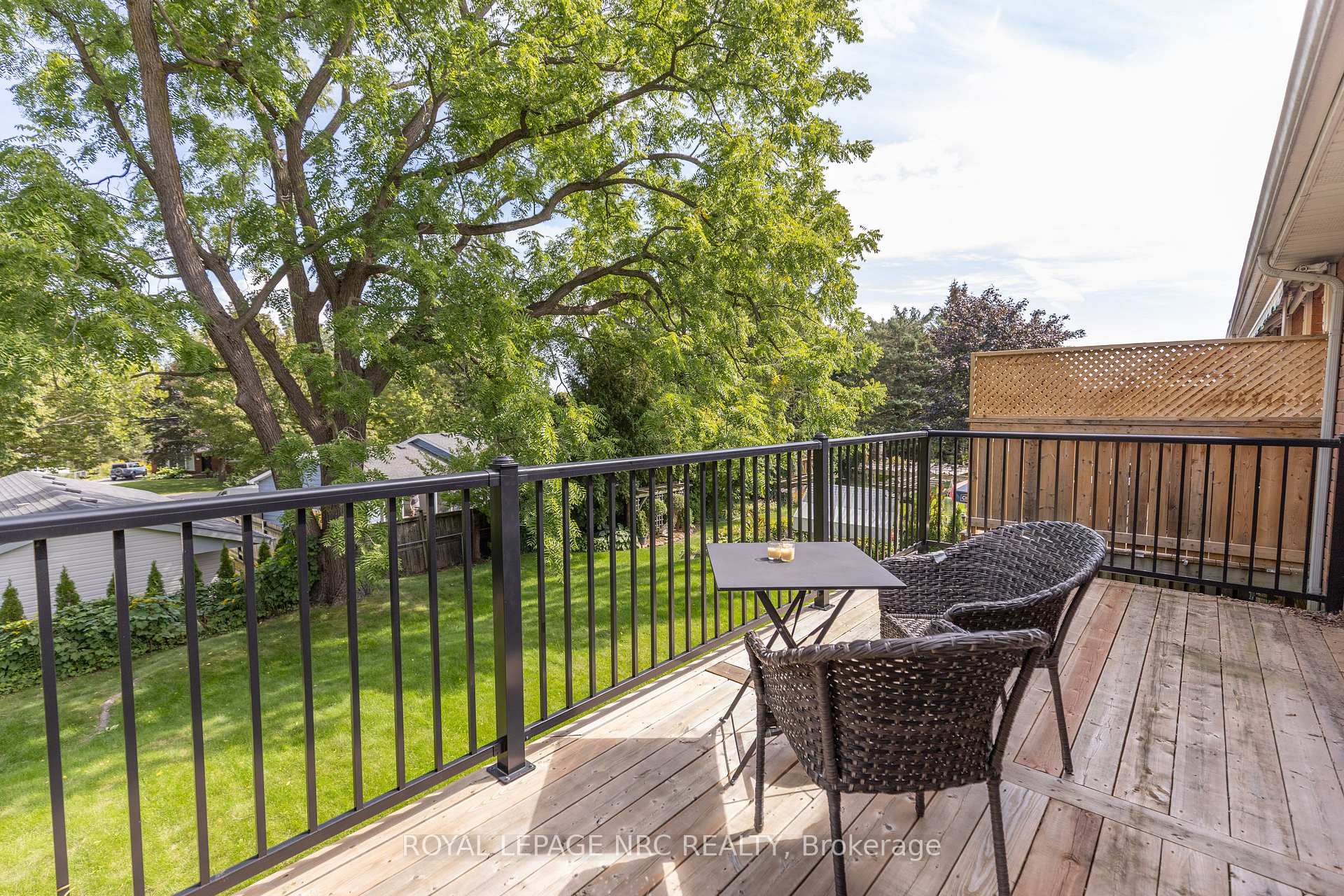 Photo 21 of 5 Kinsman Court, Pelham, Fonthill — HOMEH