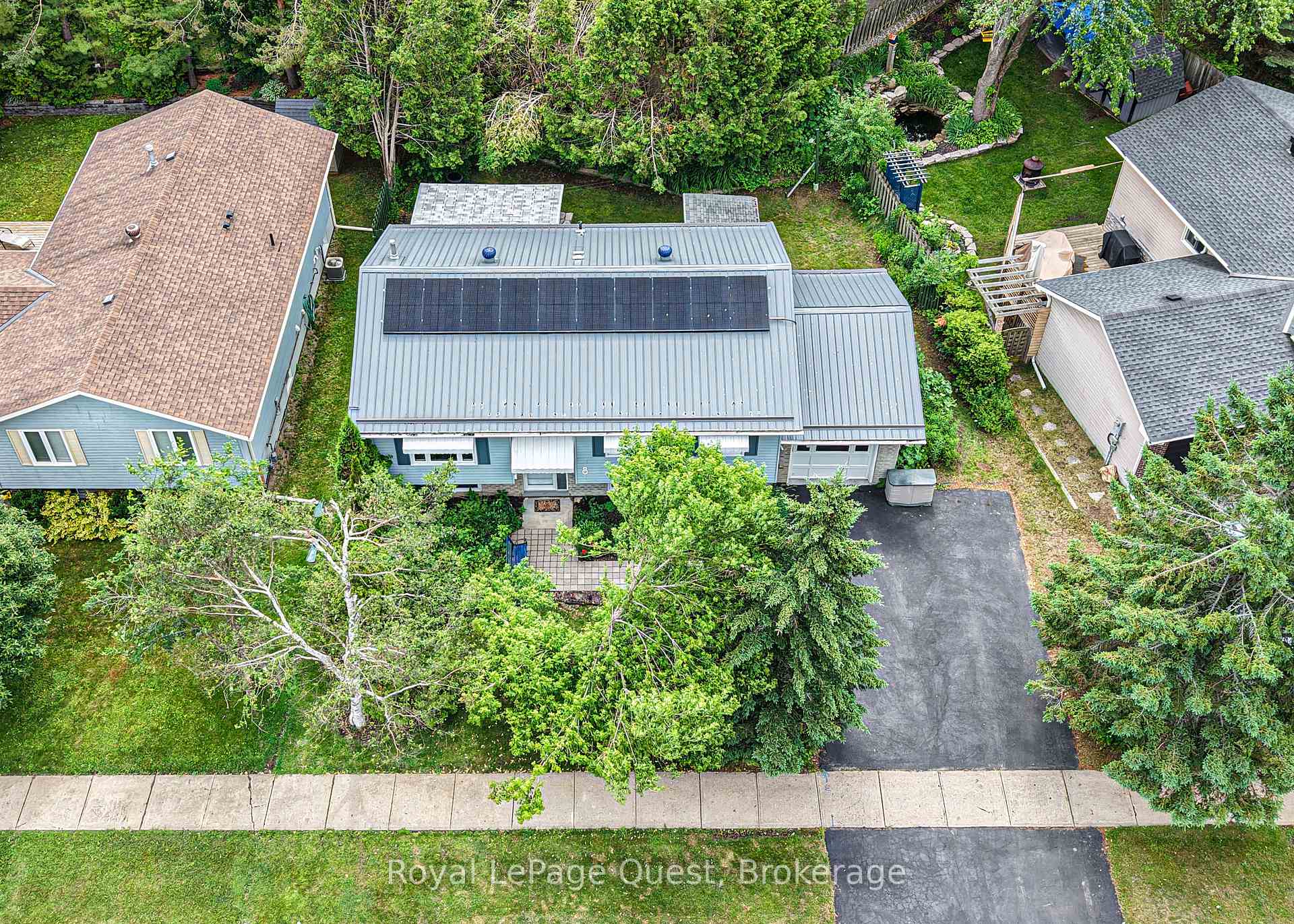 Photo 2 of 9 Dancy Drive, Orillia — HOMEH