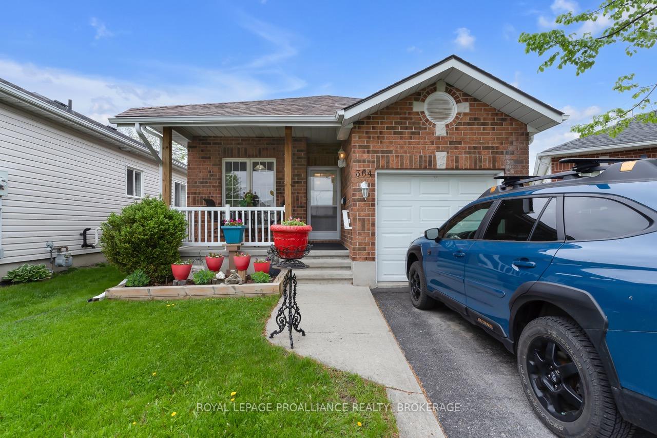 Photo 1 of 364 Emerald Street, Kingston, City Northwest — HOMEH