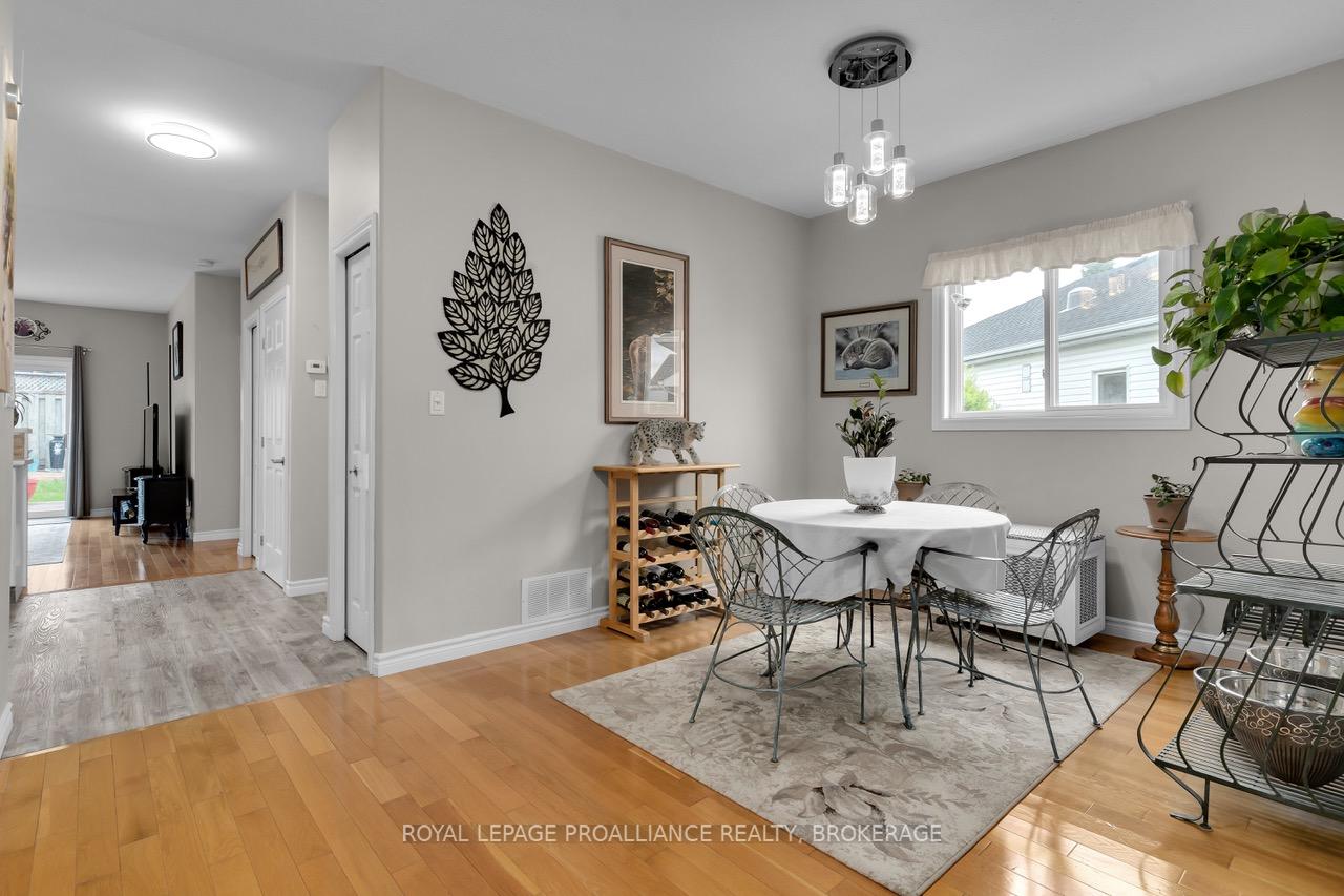 Photo 5 of 364 Emerald Street, Kingston, City Northwest — HOMEH