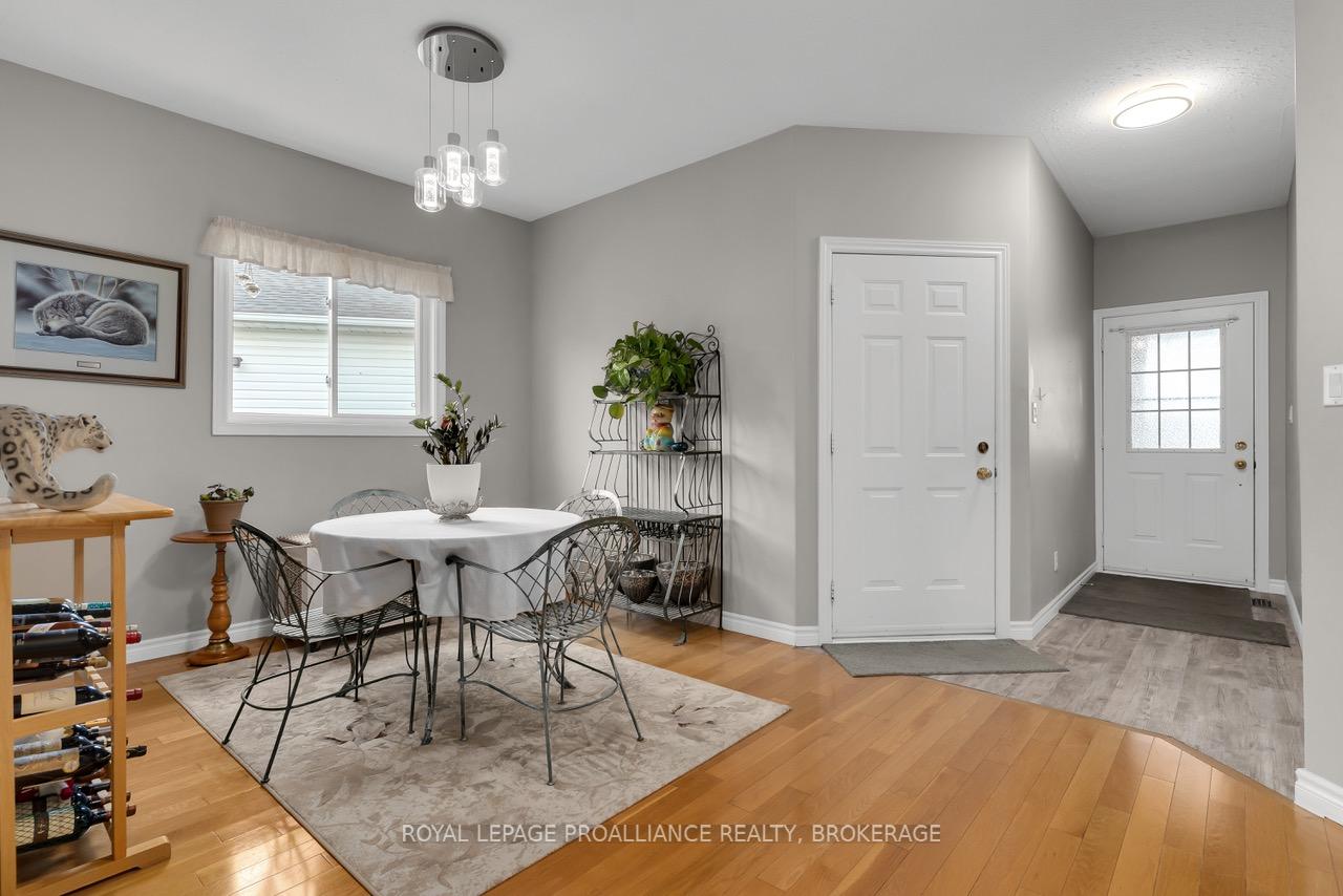 Photo 7 of 364 Emerald Street, Kingston, City Northwest — HOMEH