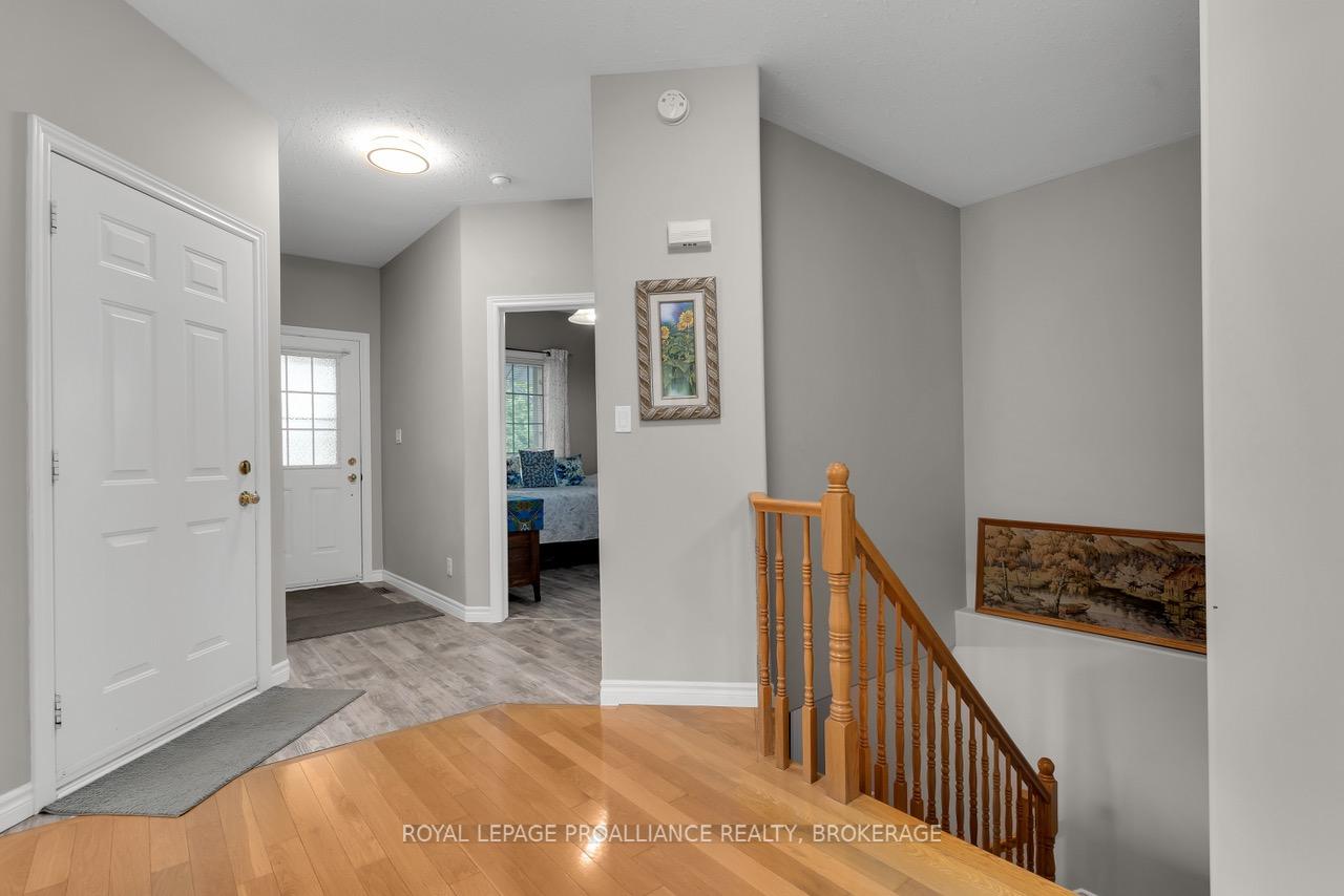 Photo 8 of 364 Emerald Street, Kingston, City Northwest — HOMEH