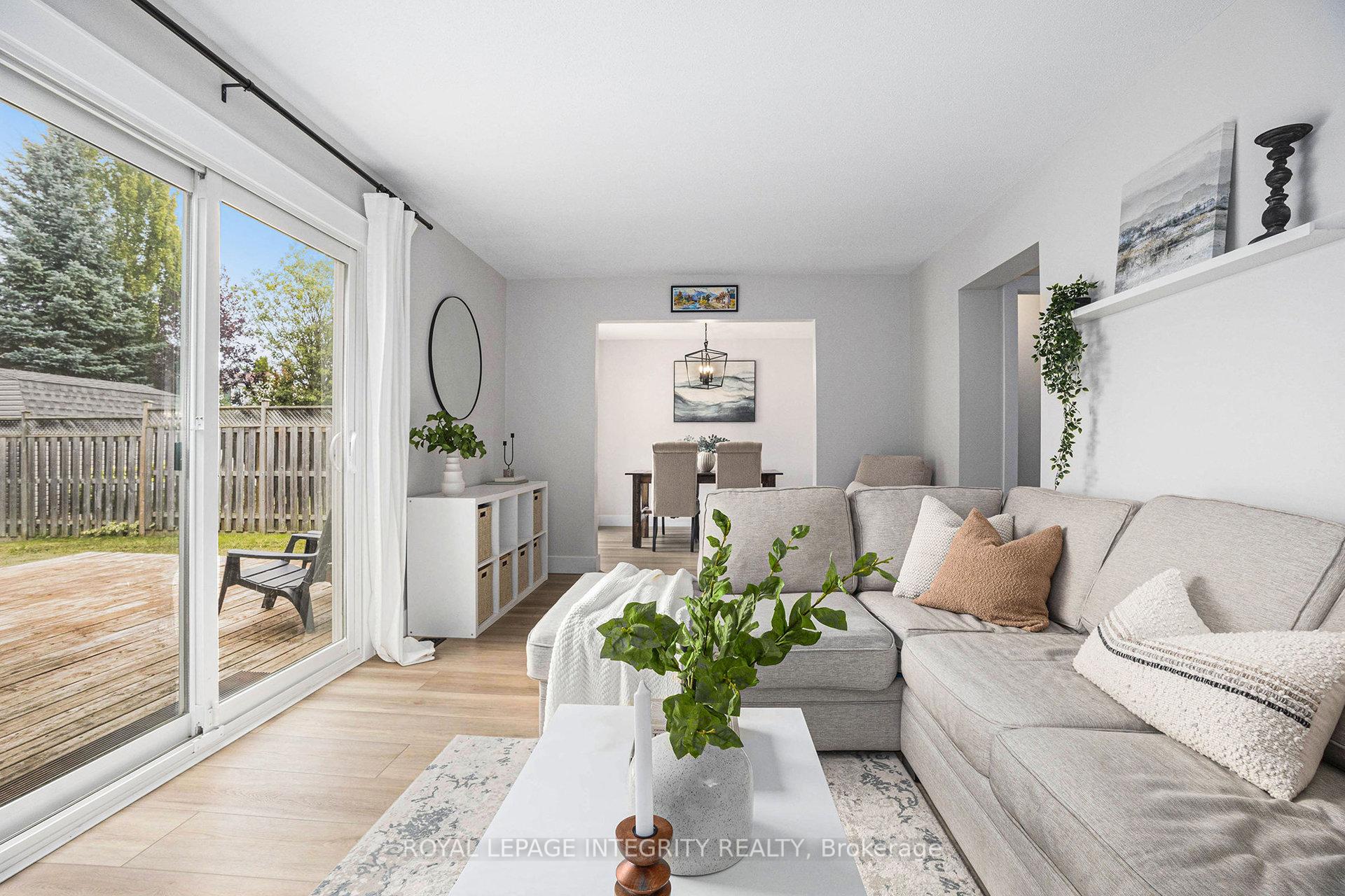 Photo 2 of 1134 St Germain Crescent, Ottawa, Convent Glen North — HOMEH