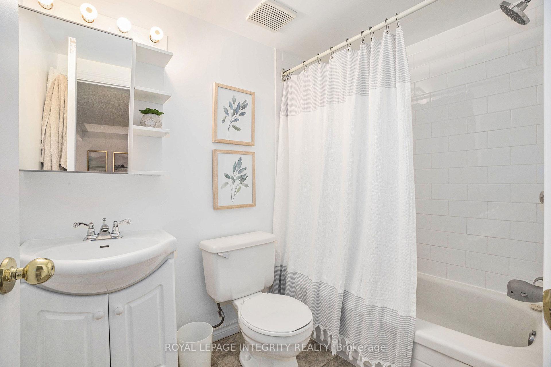 Photo 16 of 1134 St Germain Crescent, Ottawa, Convent Glen North — HOMEH