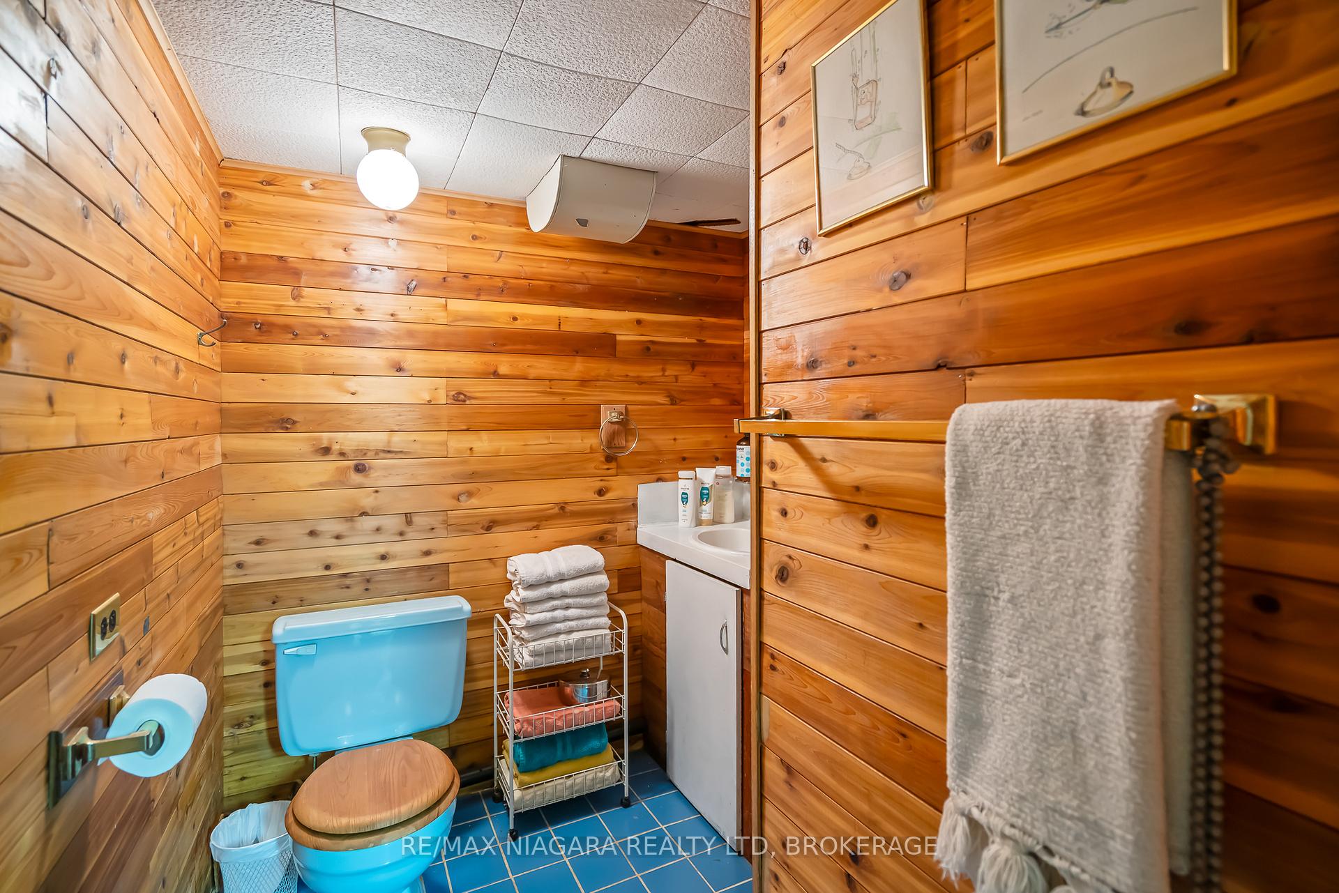 Photo 9 of 4494 Huron Street, Niagara Falls, Downtown — HOMEH
