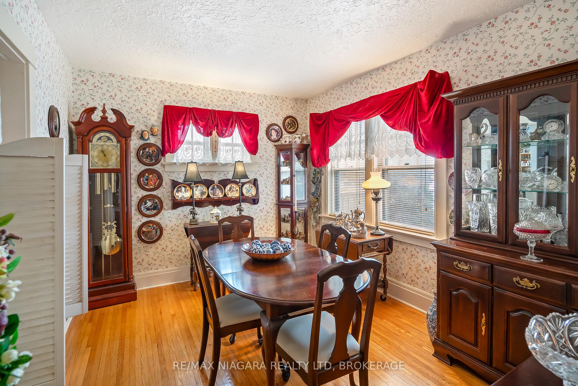 Photo 20 of 4494 Huron Street, Niagara Falls, Downtown — HOMEH