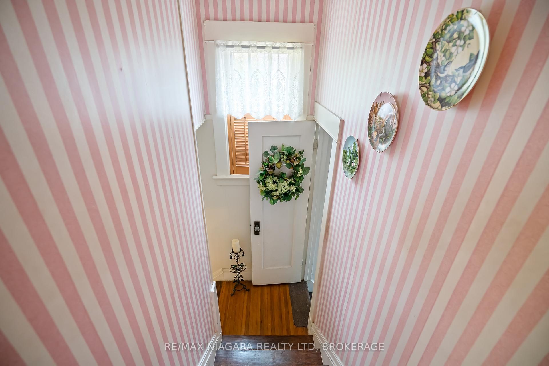 Photo 26 of 4494 Huron Street, Niagara Falls, Downtown — HOMEH