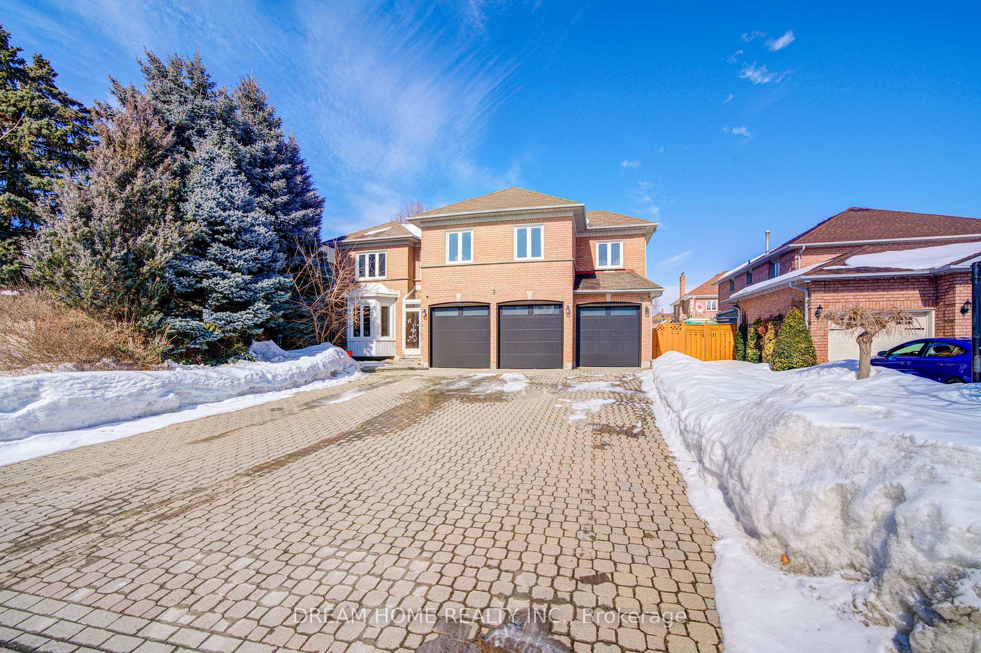 Photo 1 of 3 Moses Crescent, Markham, Cachet — HOMEH
