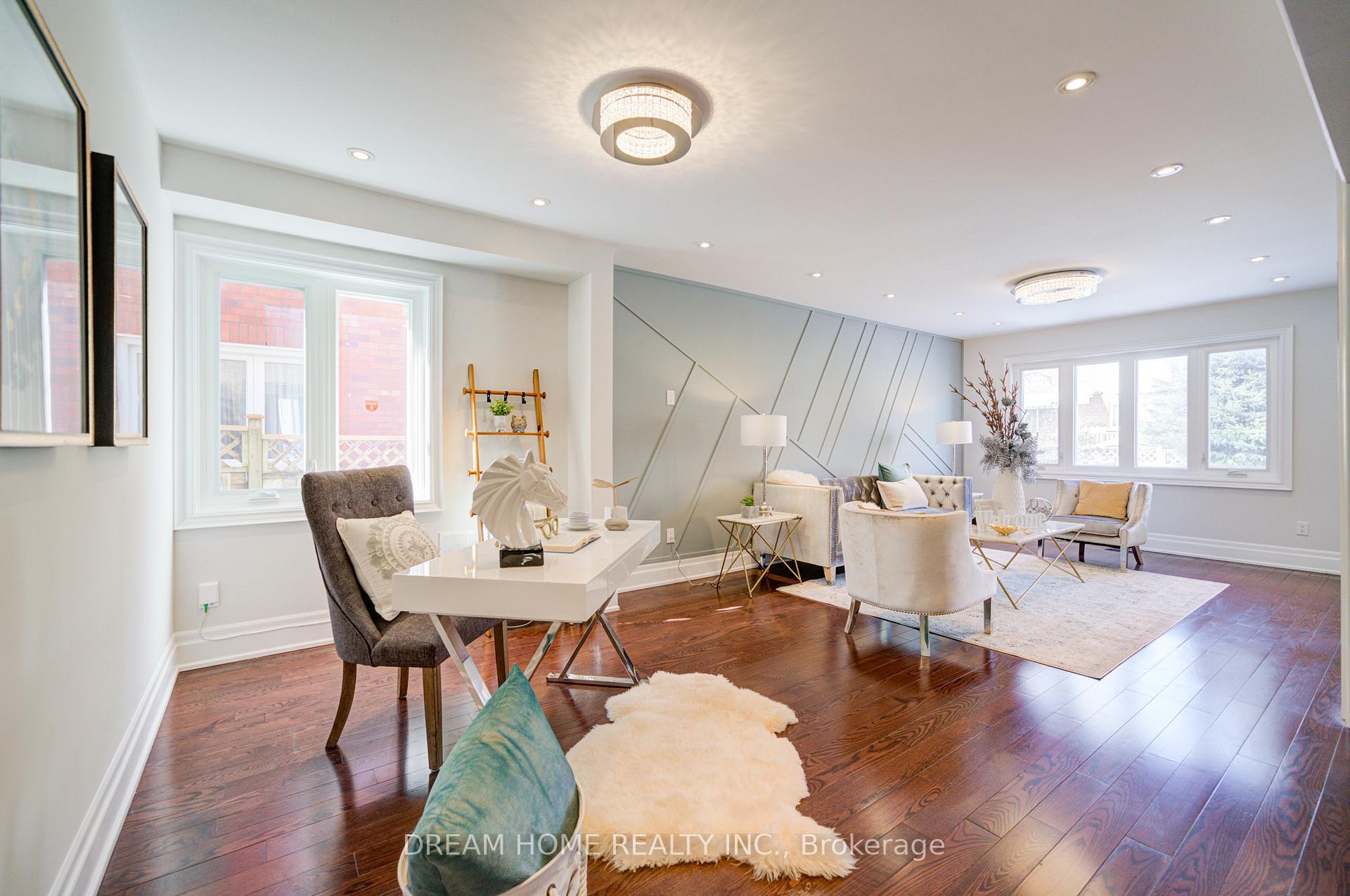 Photo 6 of 3 Moses Crescent, Markham, Cachet — HOMEH